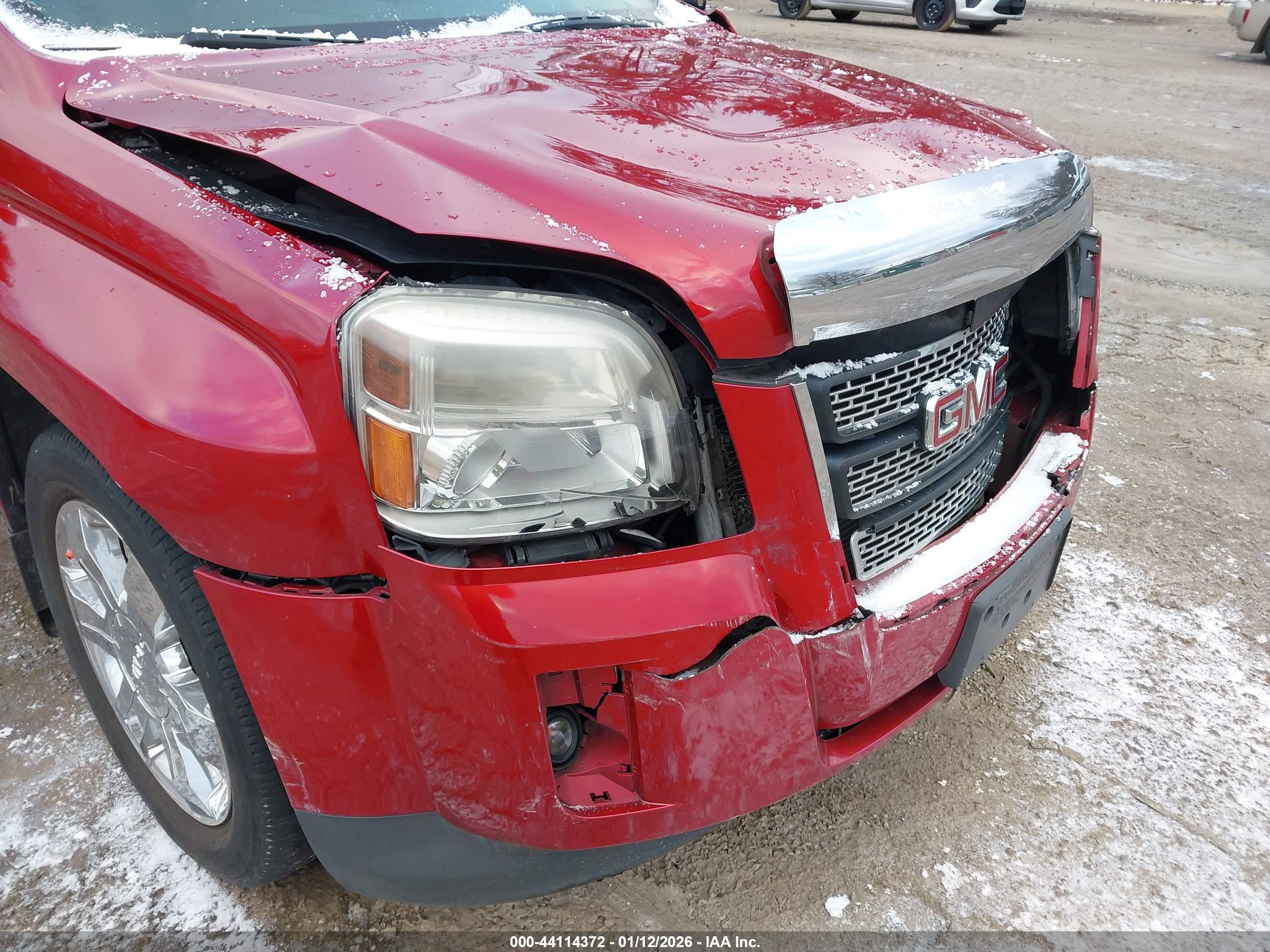 GMC TERRAIN image 6