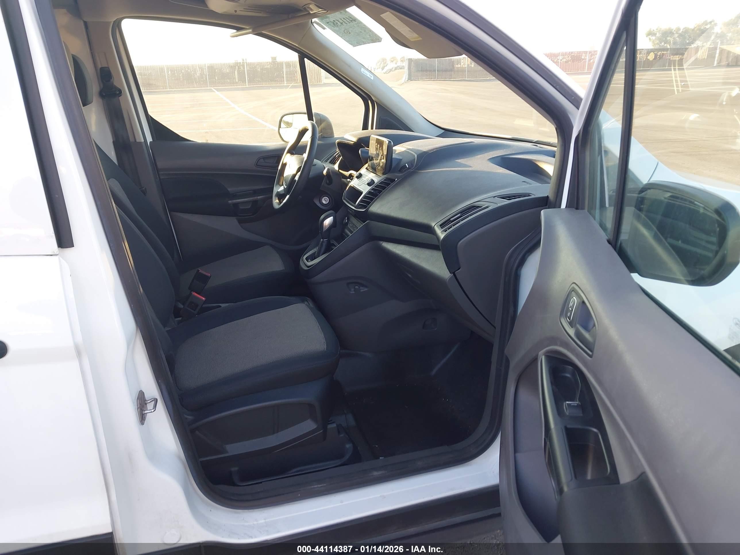 FORD TRANSIT image 5