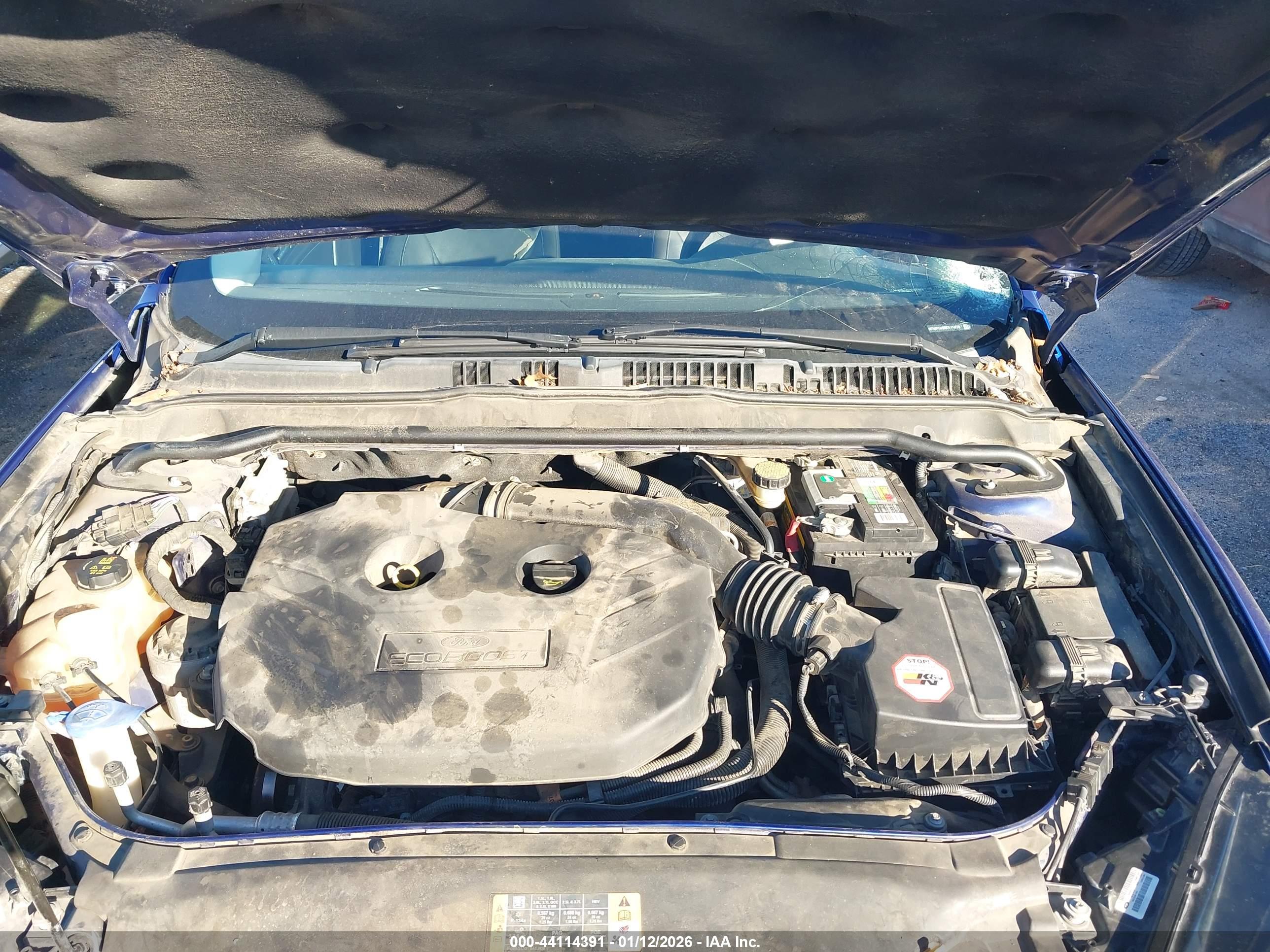 FORD FUSION image 10