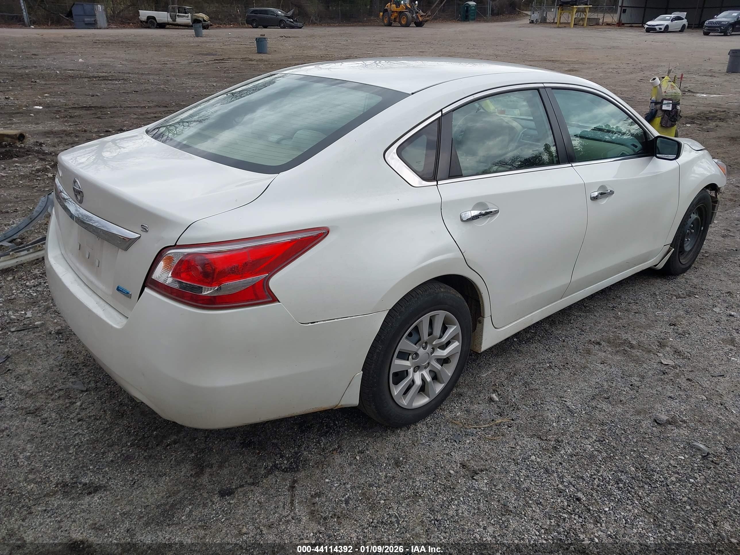 NISSAN ALTIMA image 4