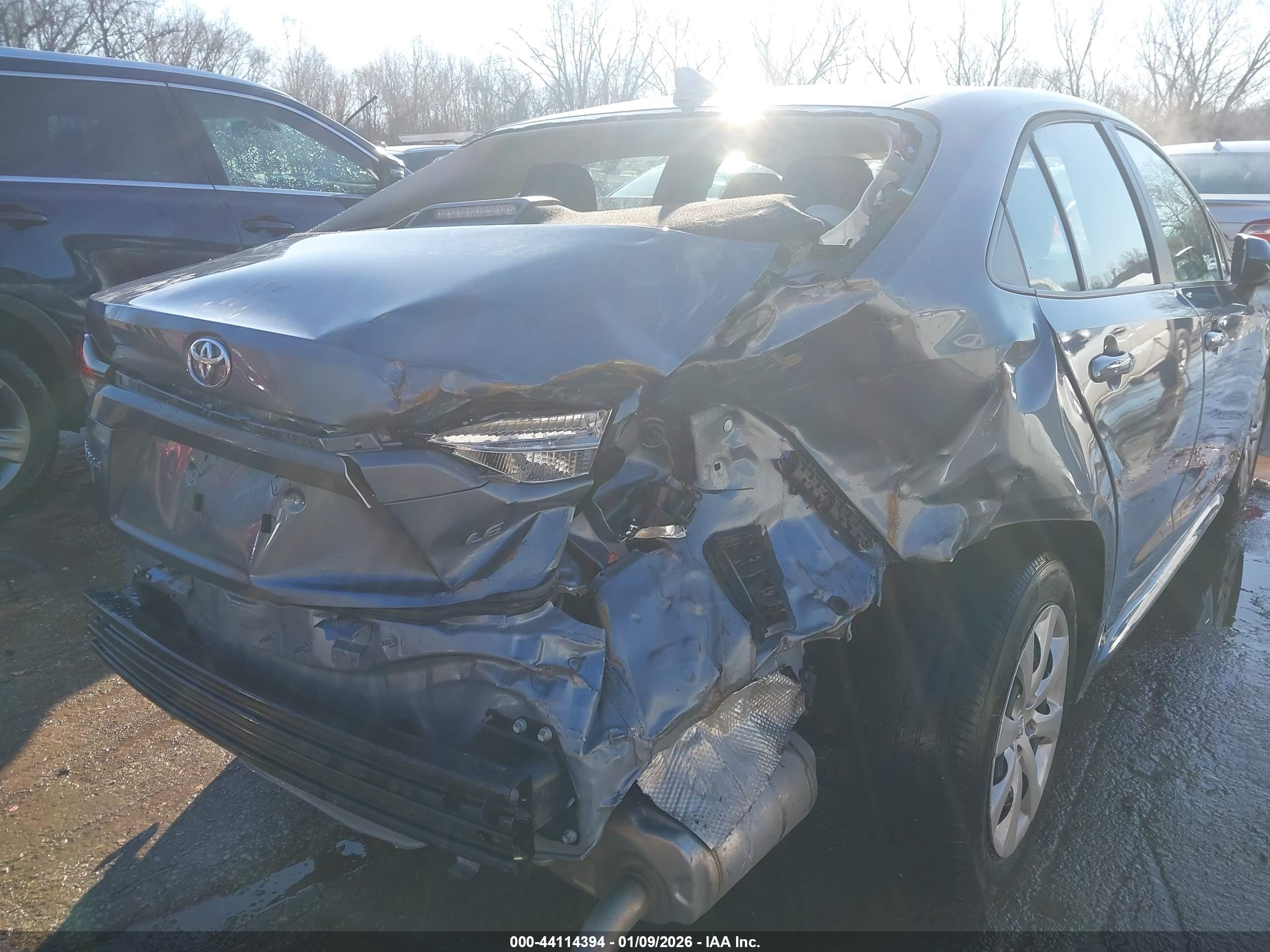 TOYOTA COROLLA image 6