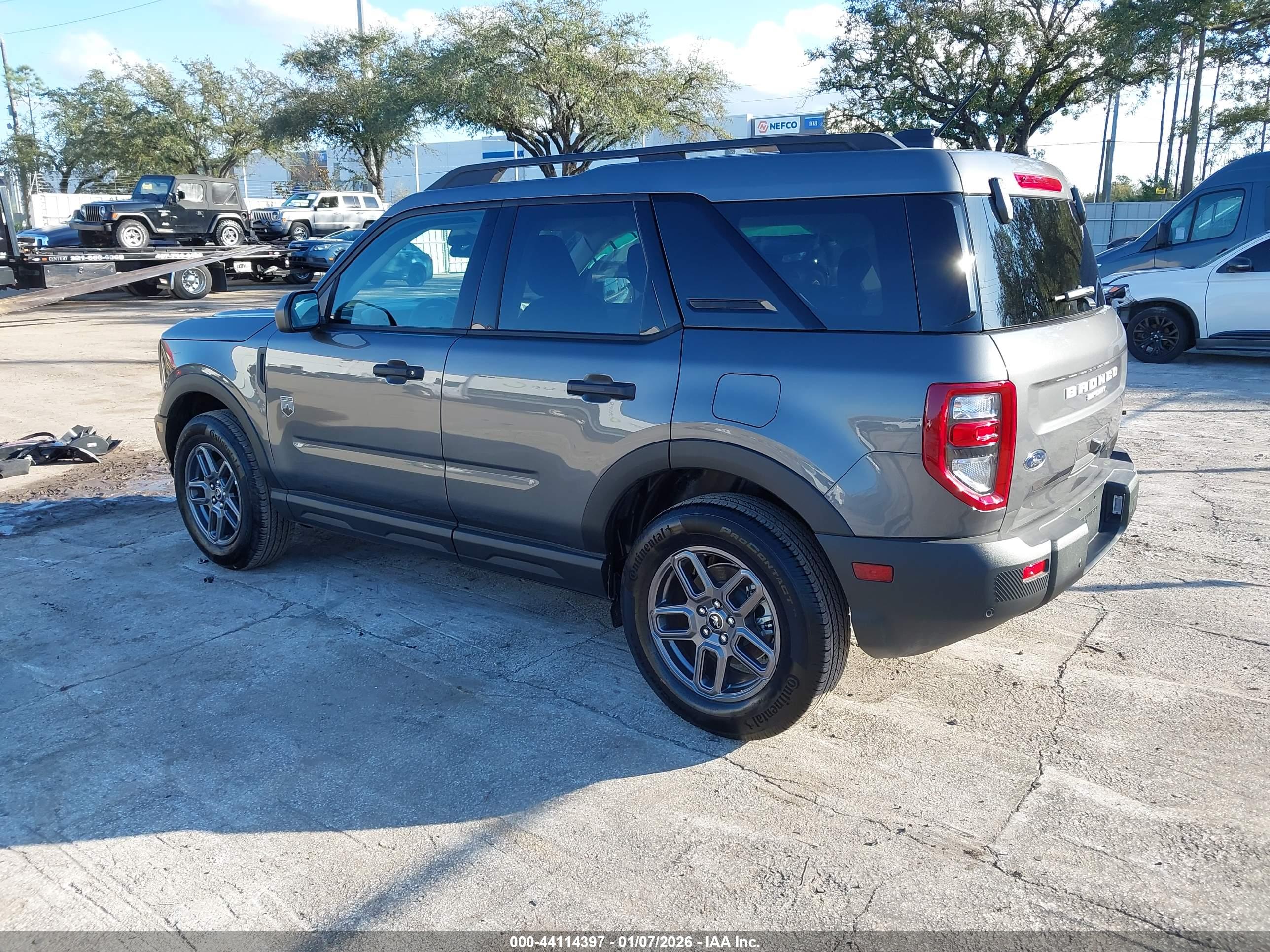 FORD BRONCO image 3
