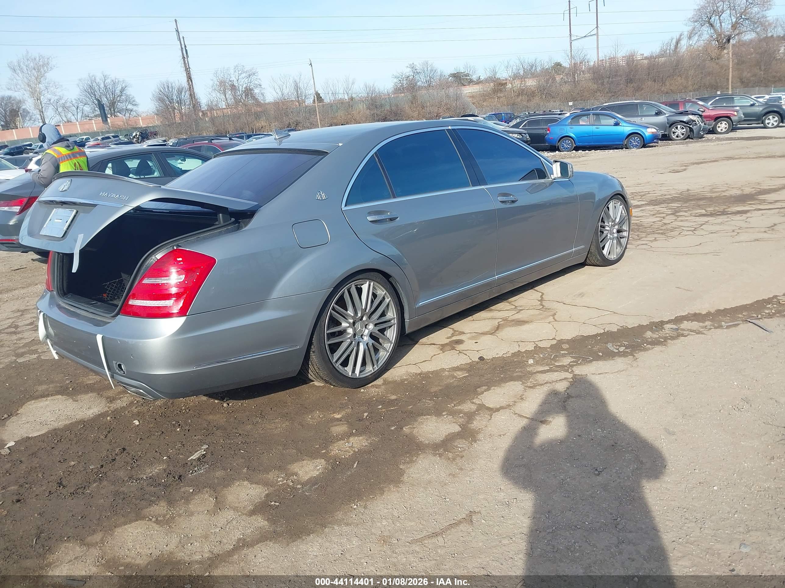 MERCEDES-BENZ S image 4