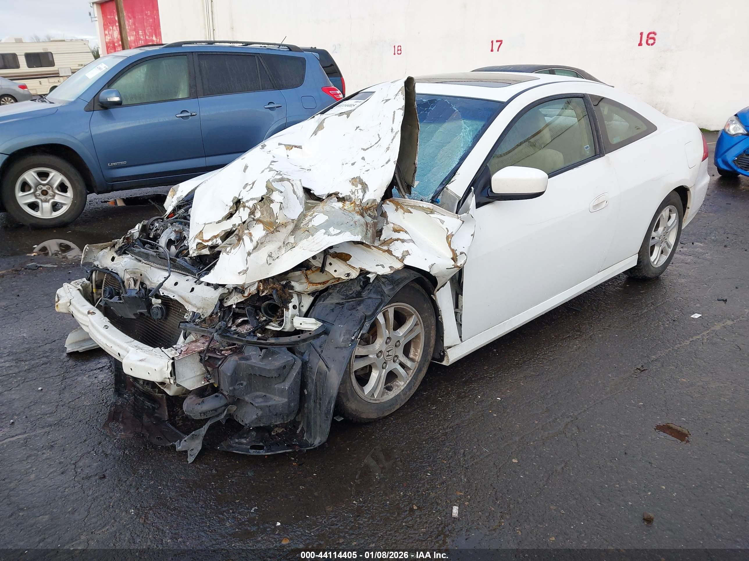 HONDA ACCORD image 2