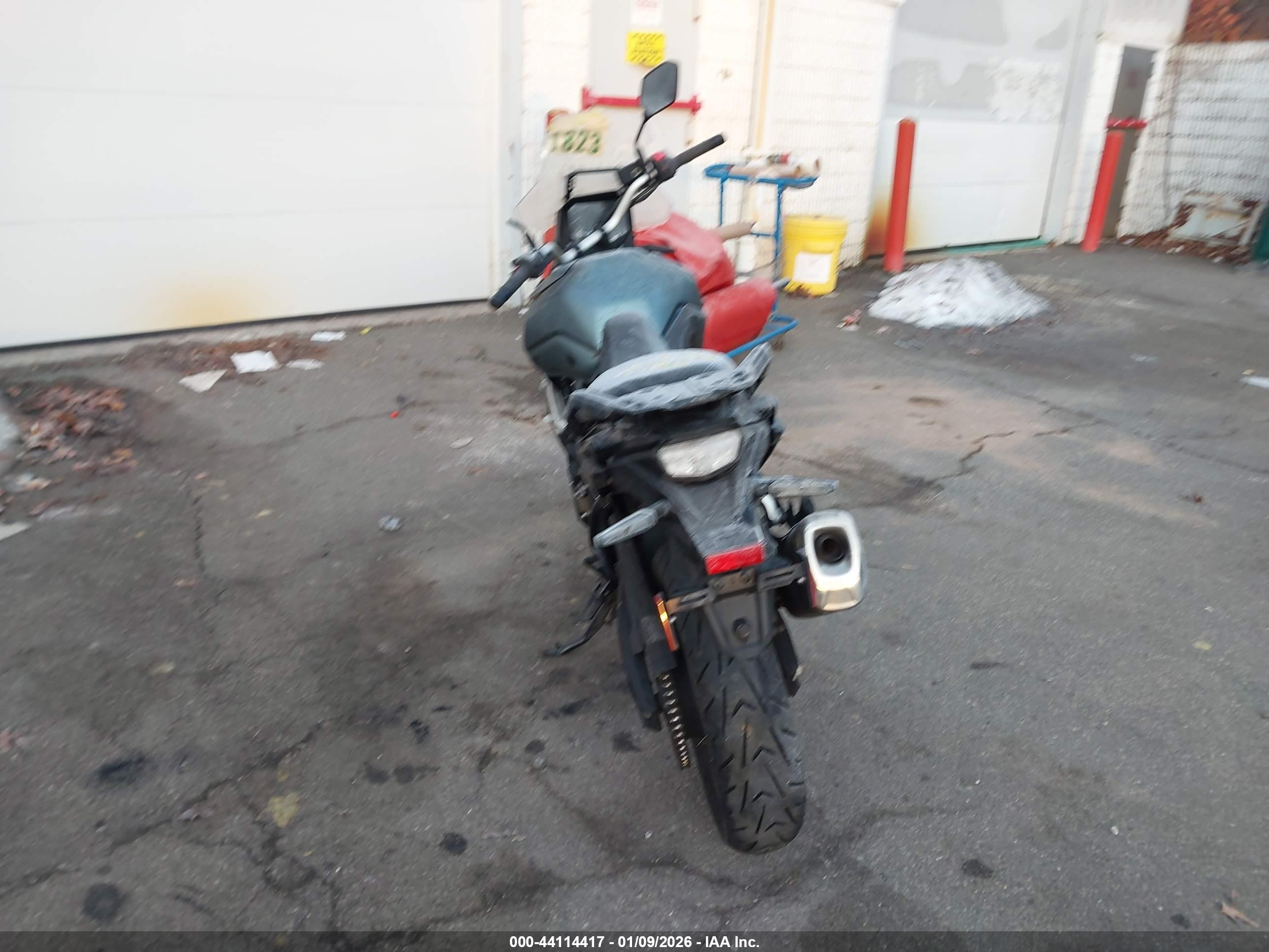 SUZUKI DL800 image 6