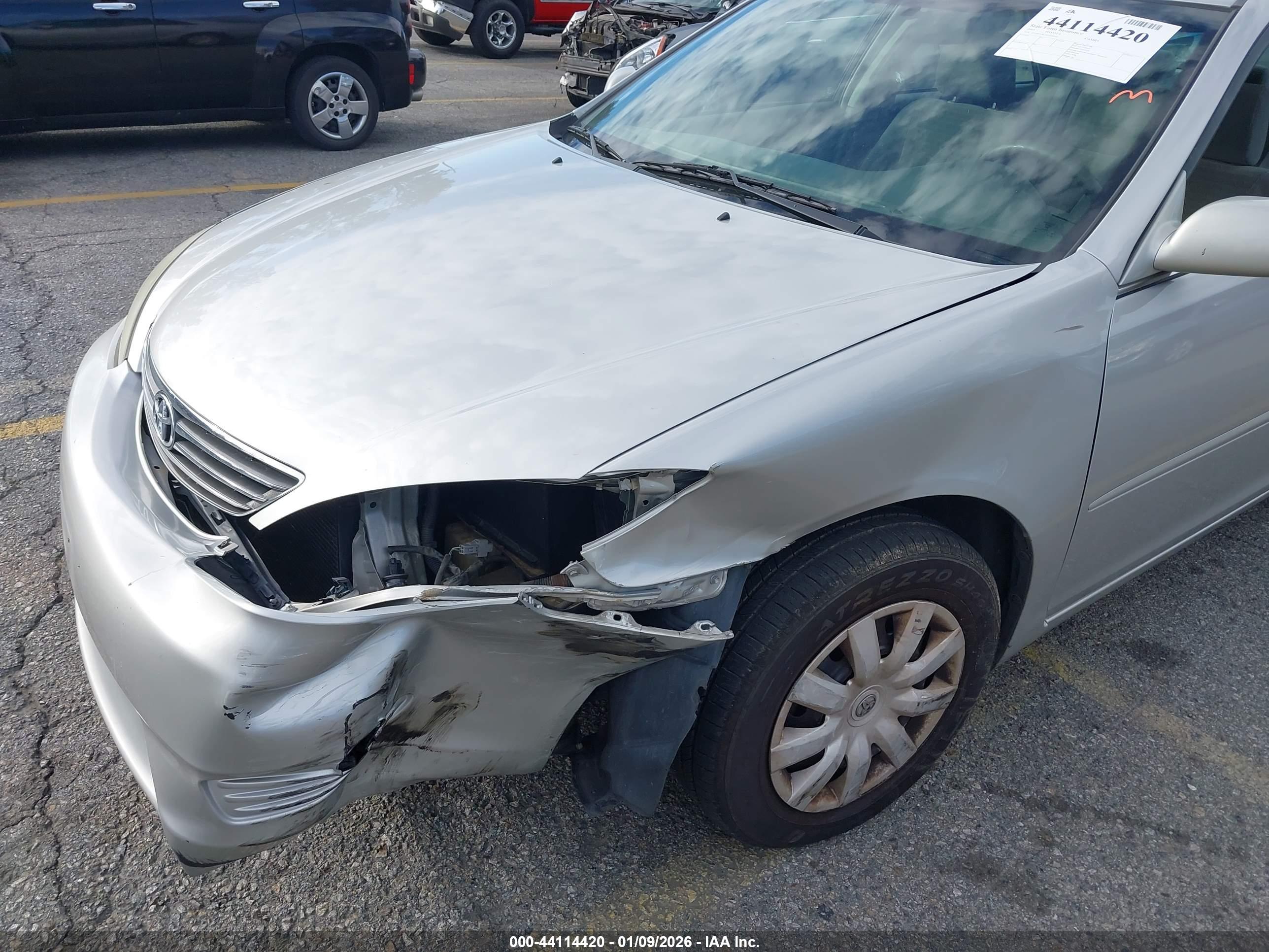 TOYOTA CAMRY image 6