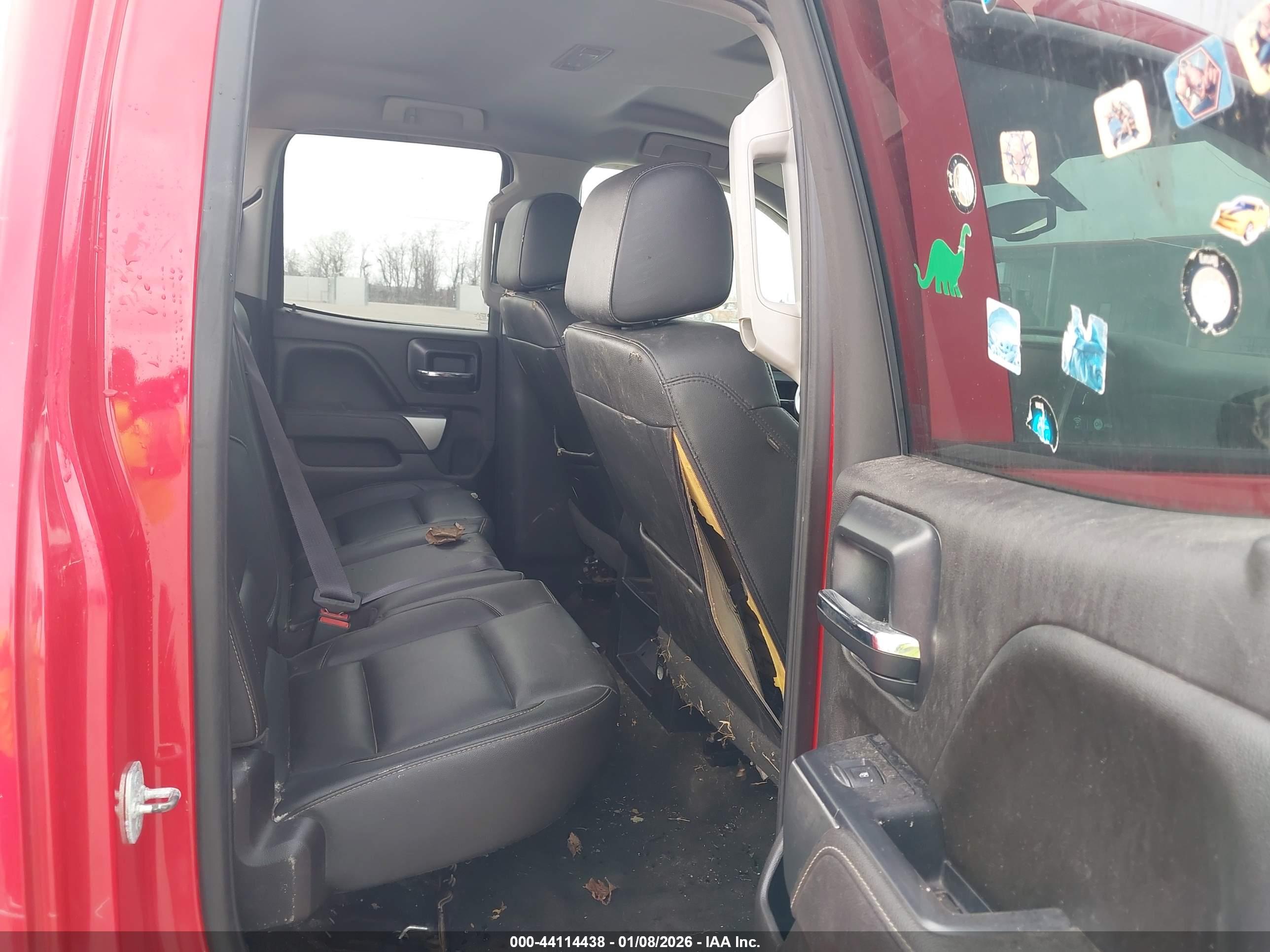 CHEVROLET SILVERADO image 8