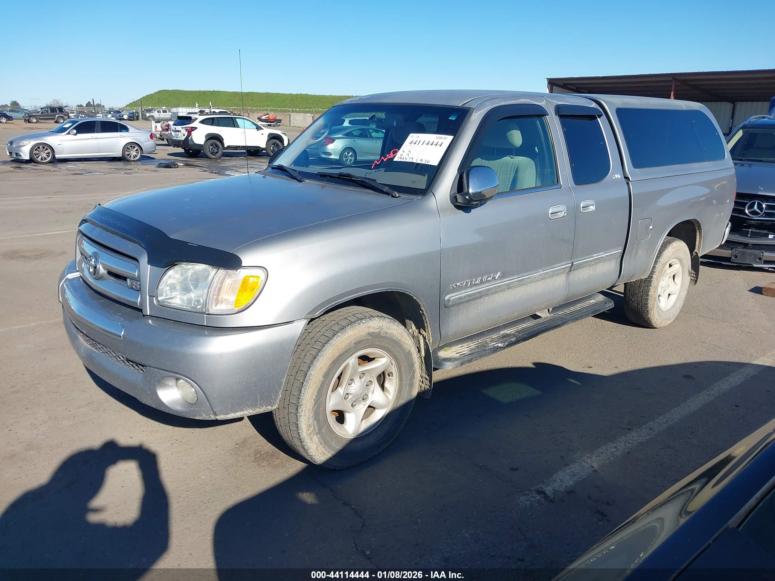 TOYOTA TUNDRA image 2