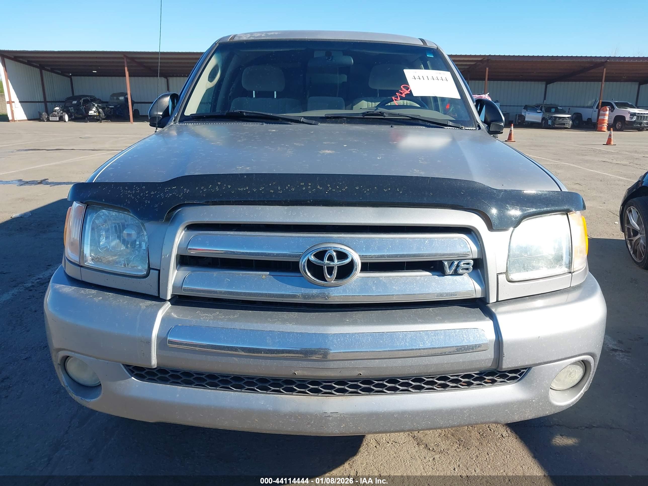 TOYOTA TUNDRA image 6