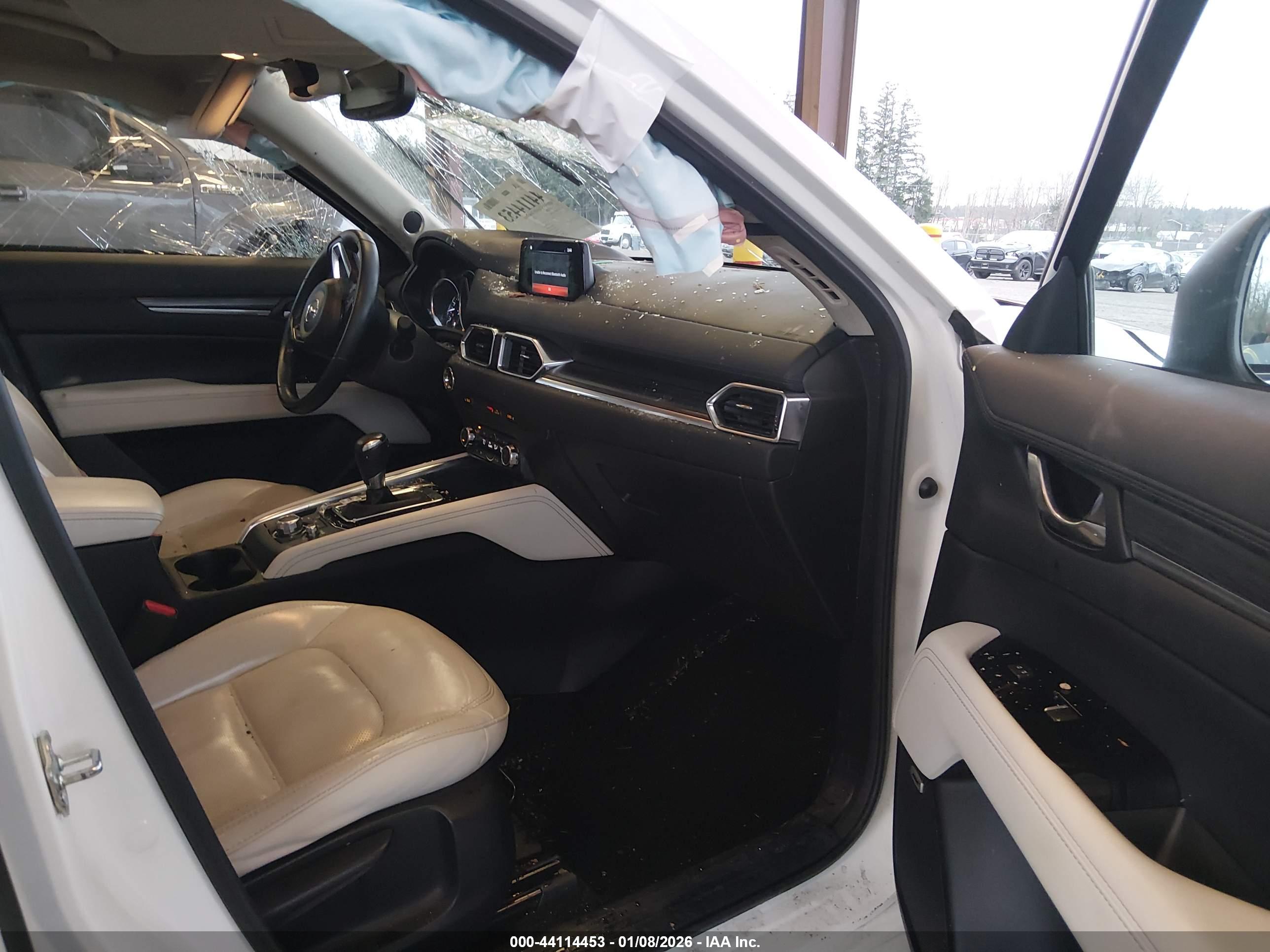 MAZDA CX-5 image 5