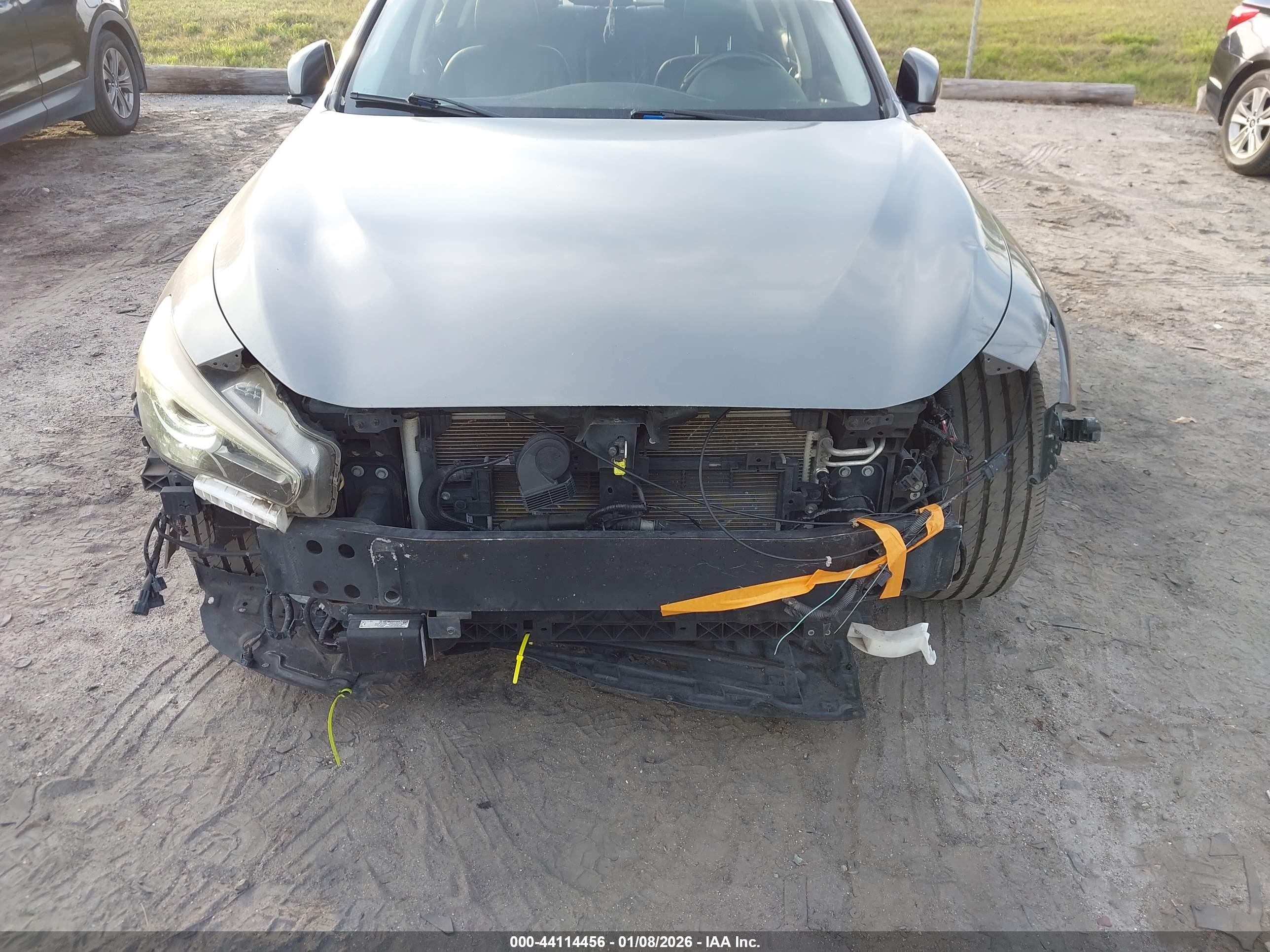 INFINITI Q50 image 6