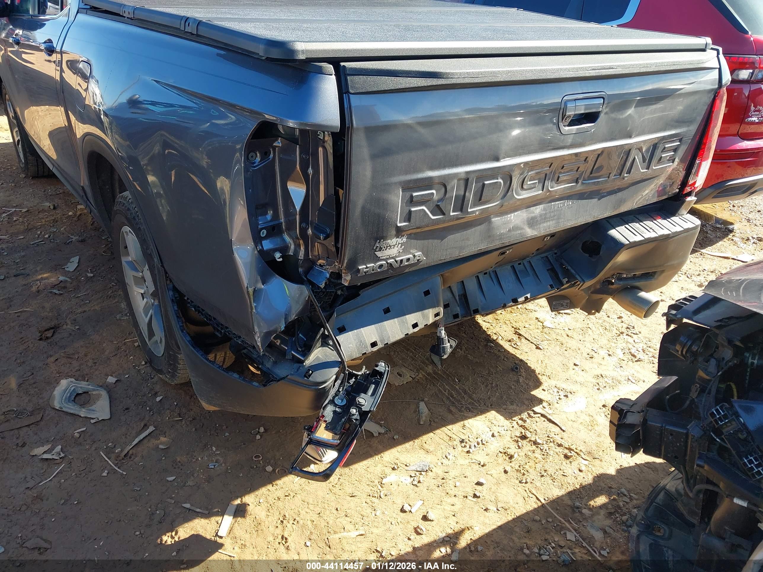HONDA RIDGELINE image 6