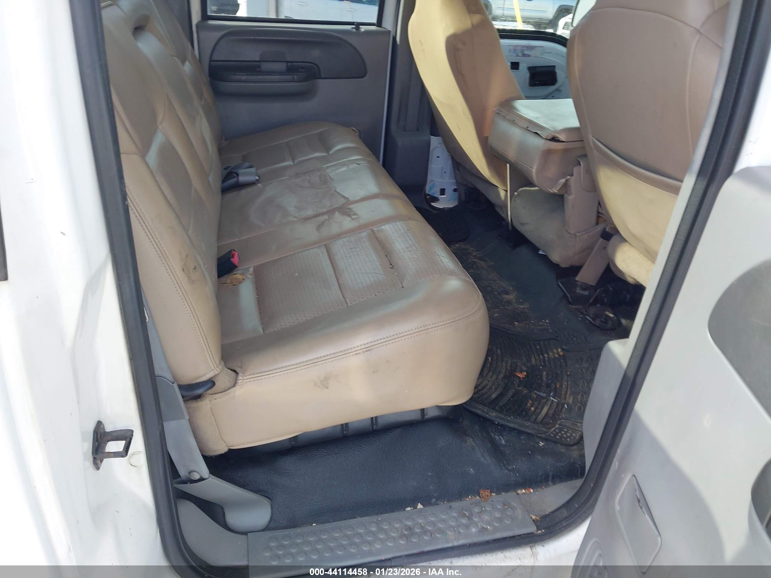 FORD F-250 image 8