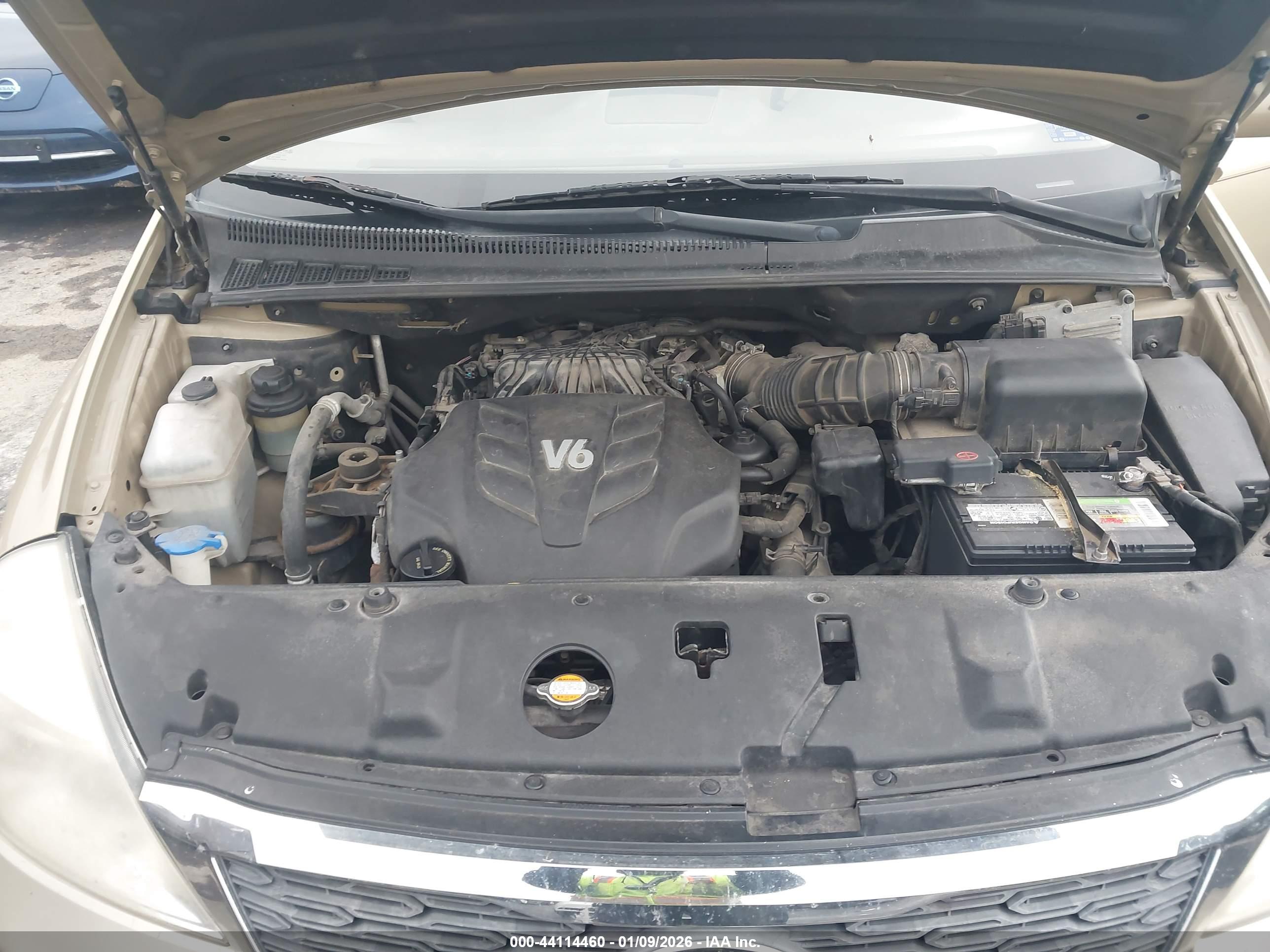 KIA SEDONA image 10