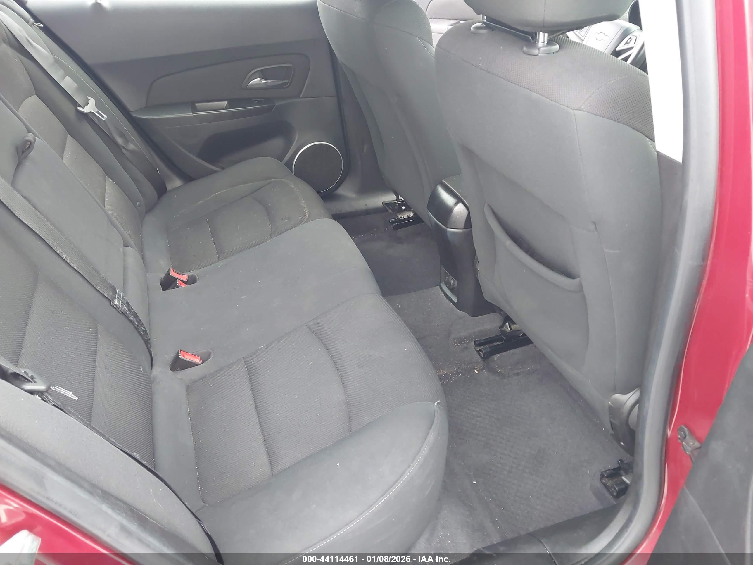 CHEVROLET CRUZE image 8