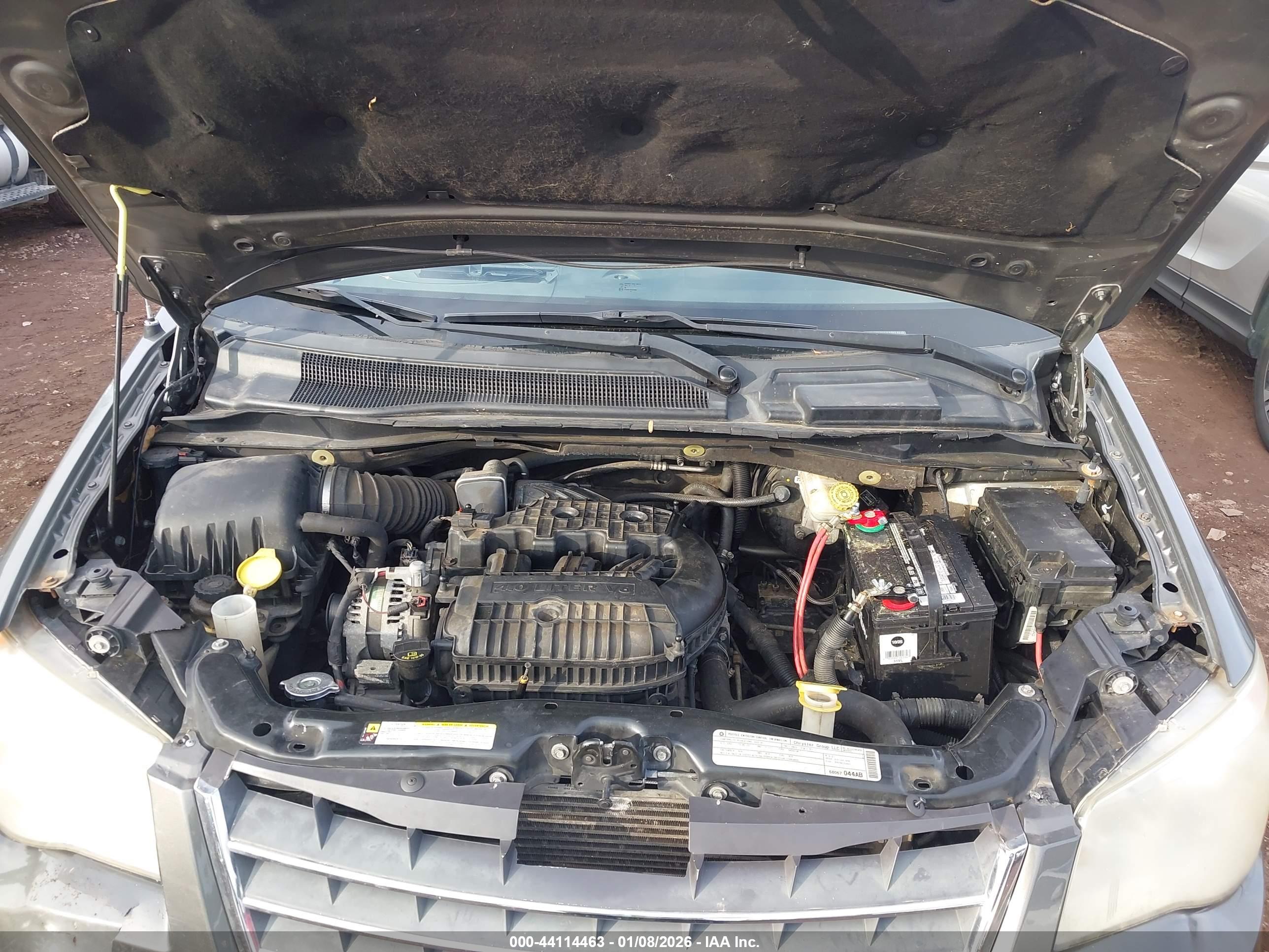 CHRYSLER TOWN image 10