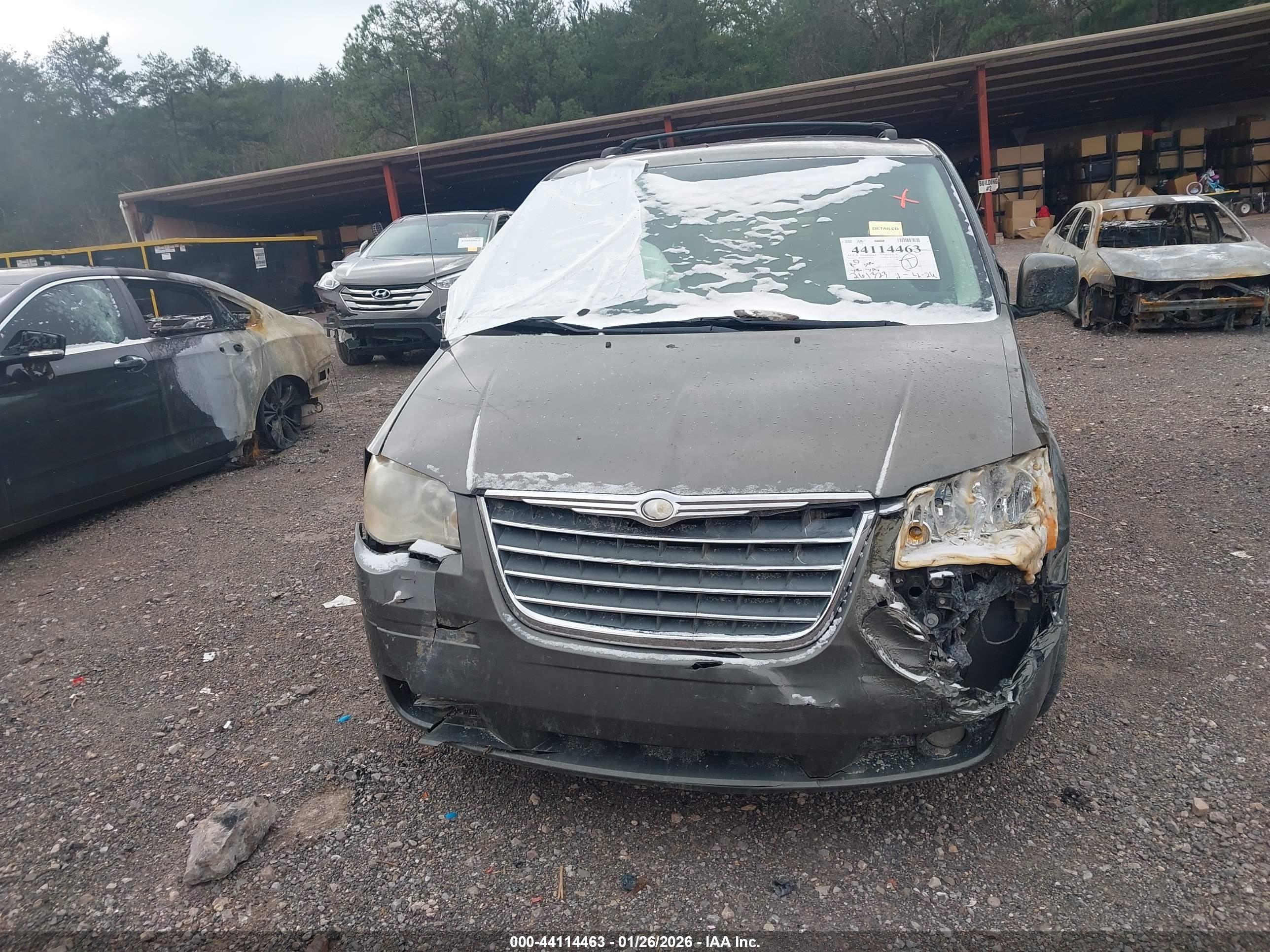 CHRYSLER TOWN image 6