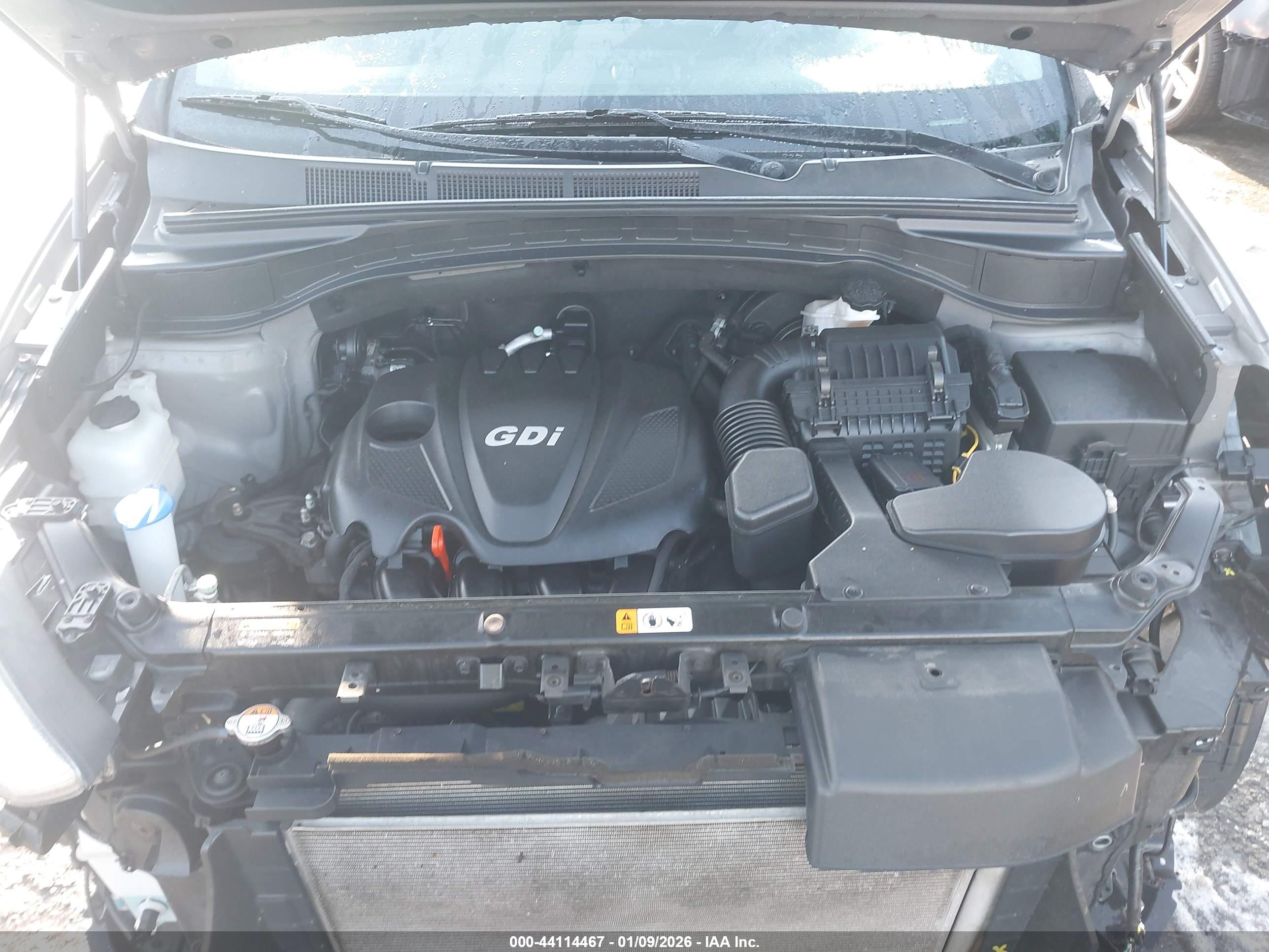 HYUNDAI SANTA image 10