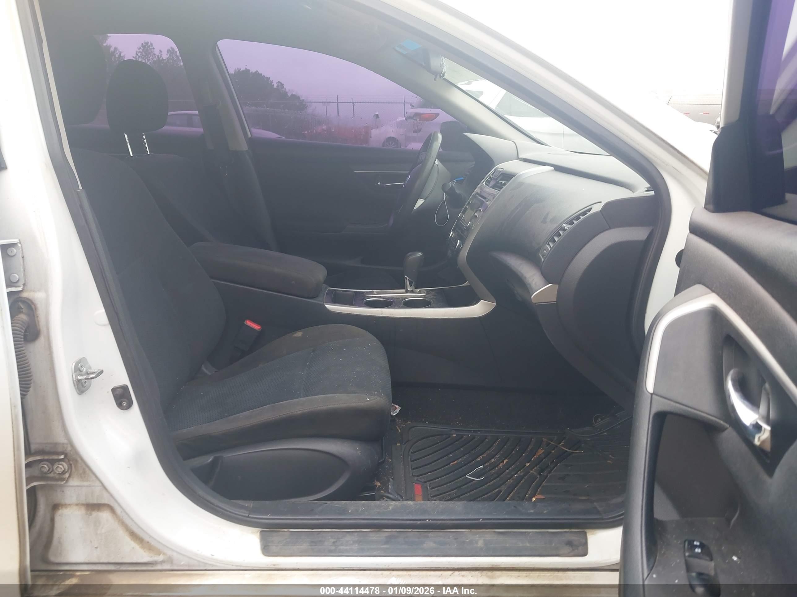 NISSAN ALTIMA image 5