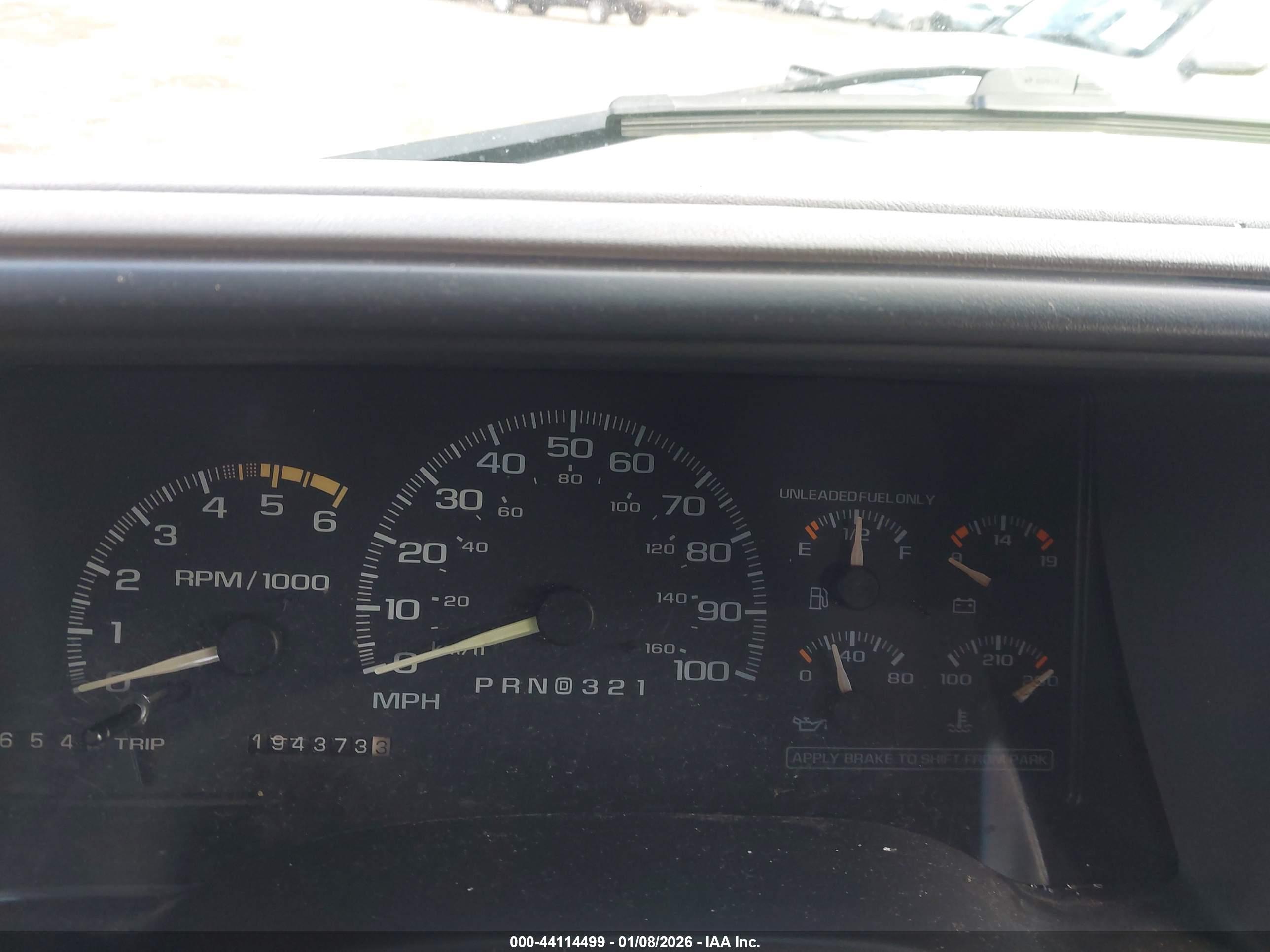 GMC SIERRA image 7