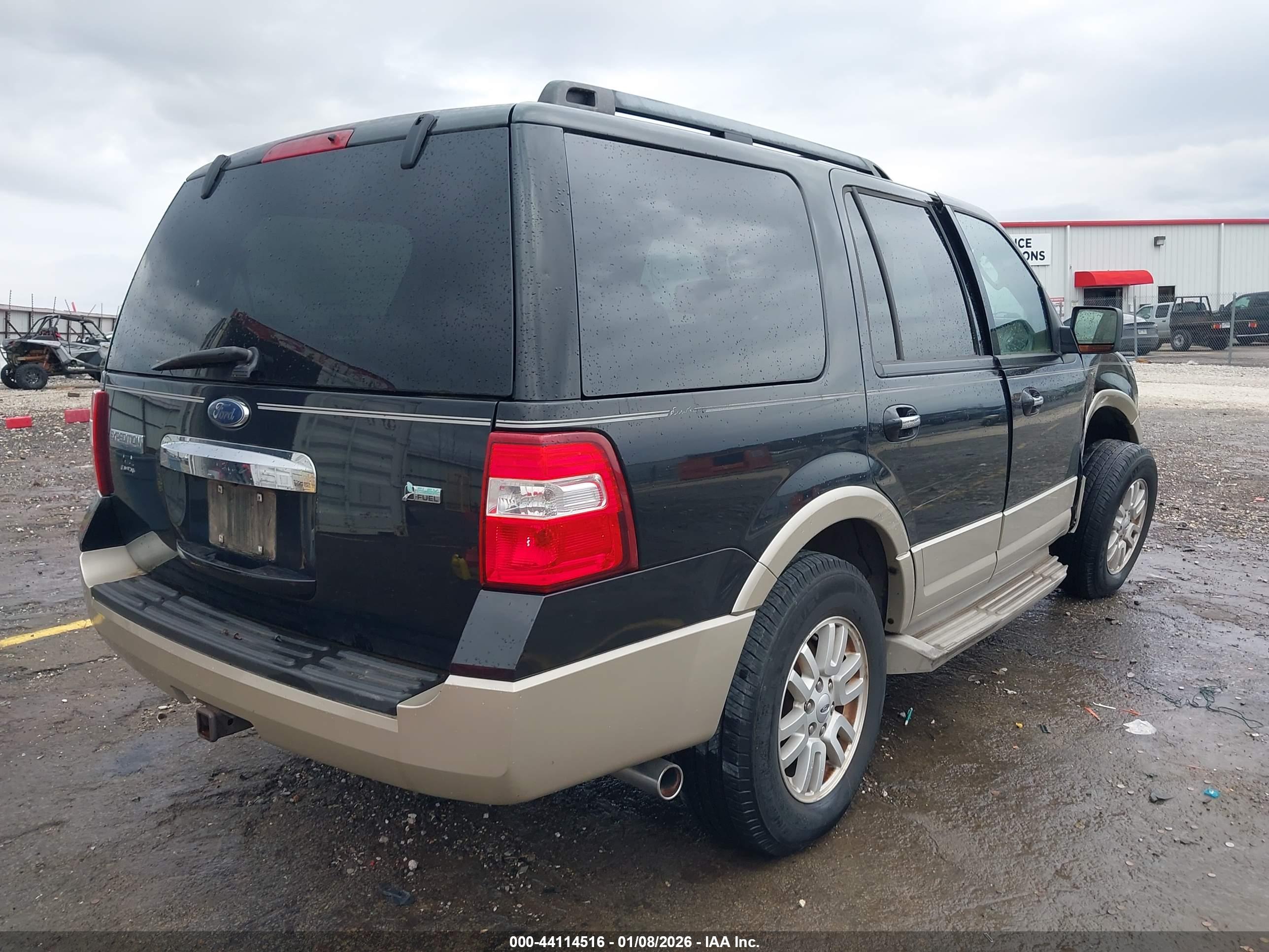 FORD EXPEDITION image 4