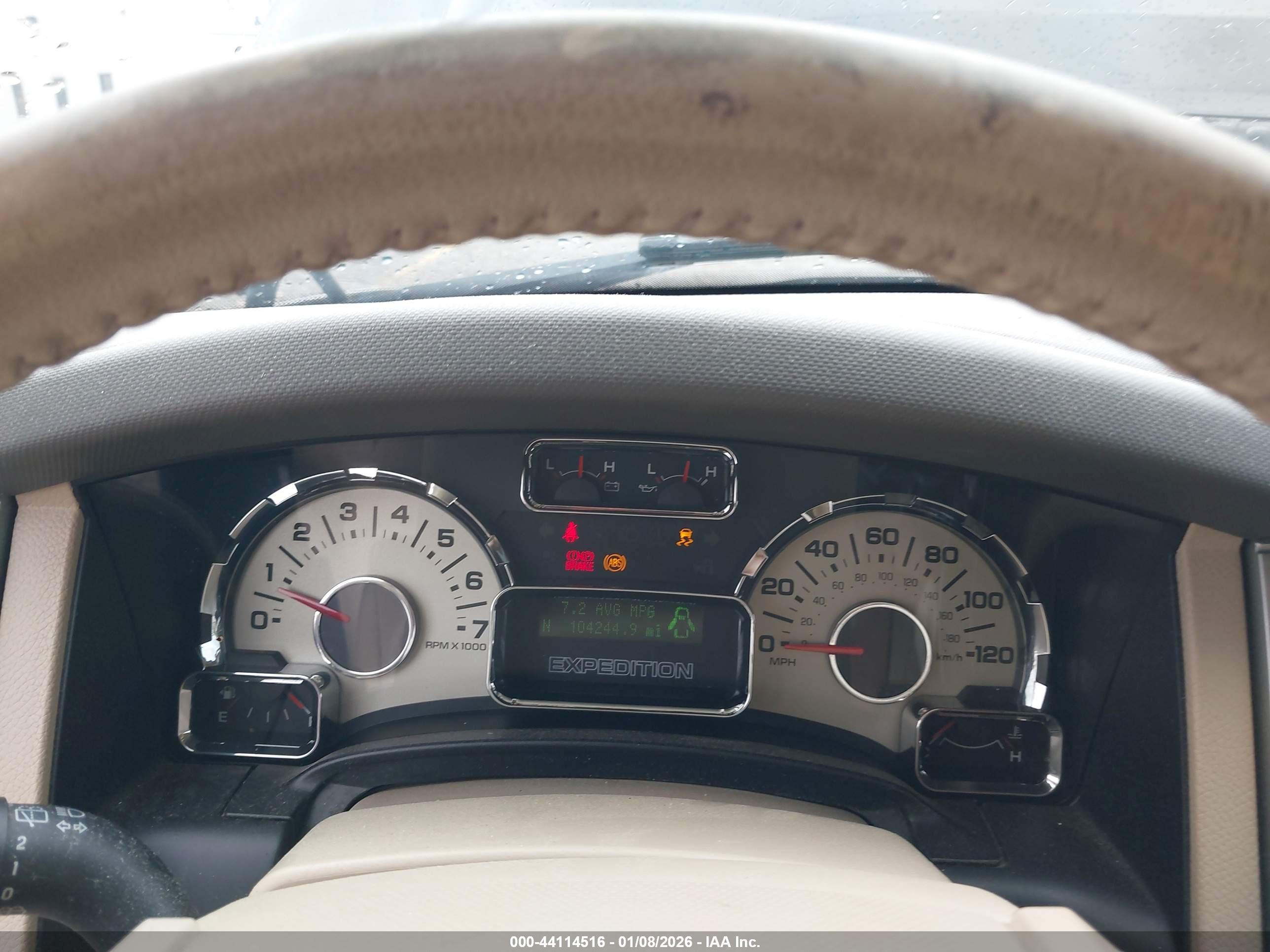 FORD EXPEDITION image 7