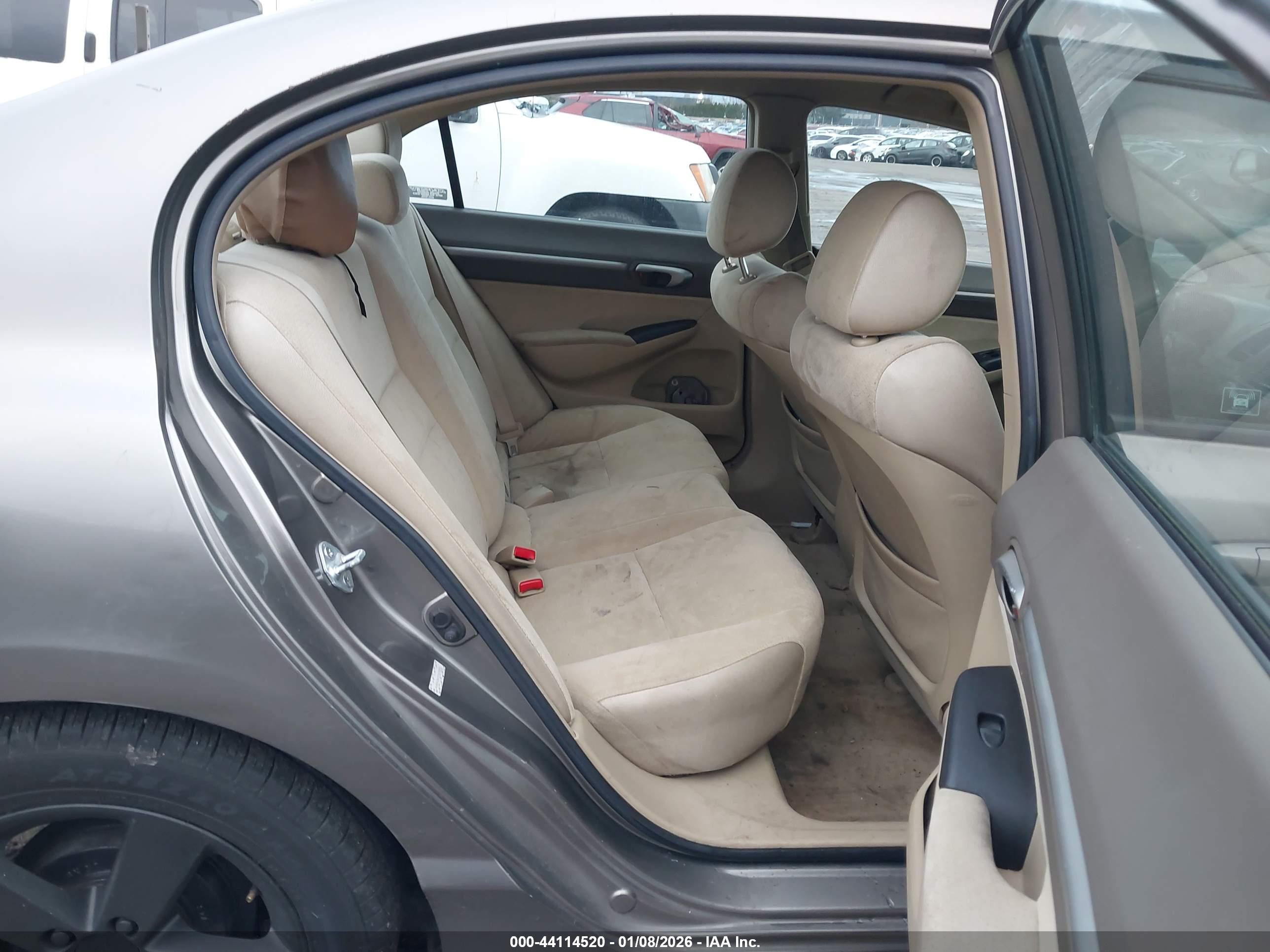 HONDA CIVIC image 8