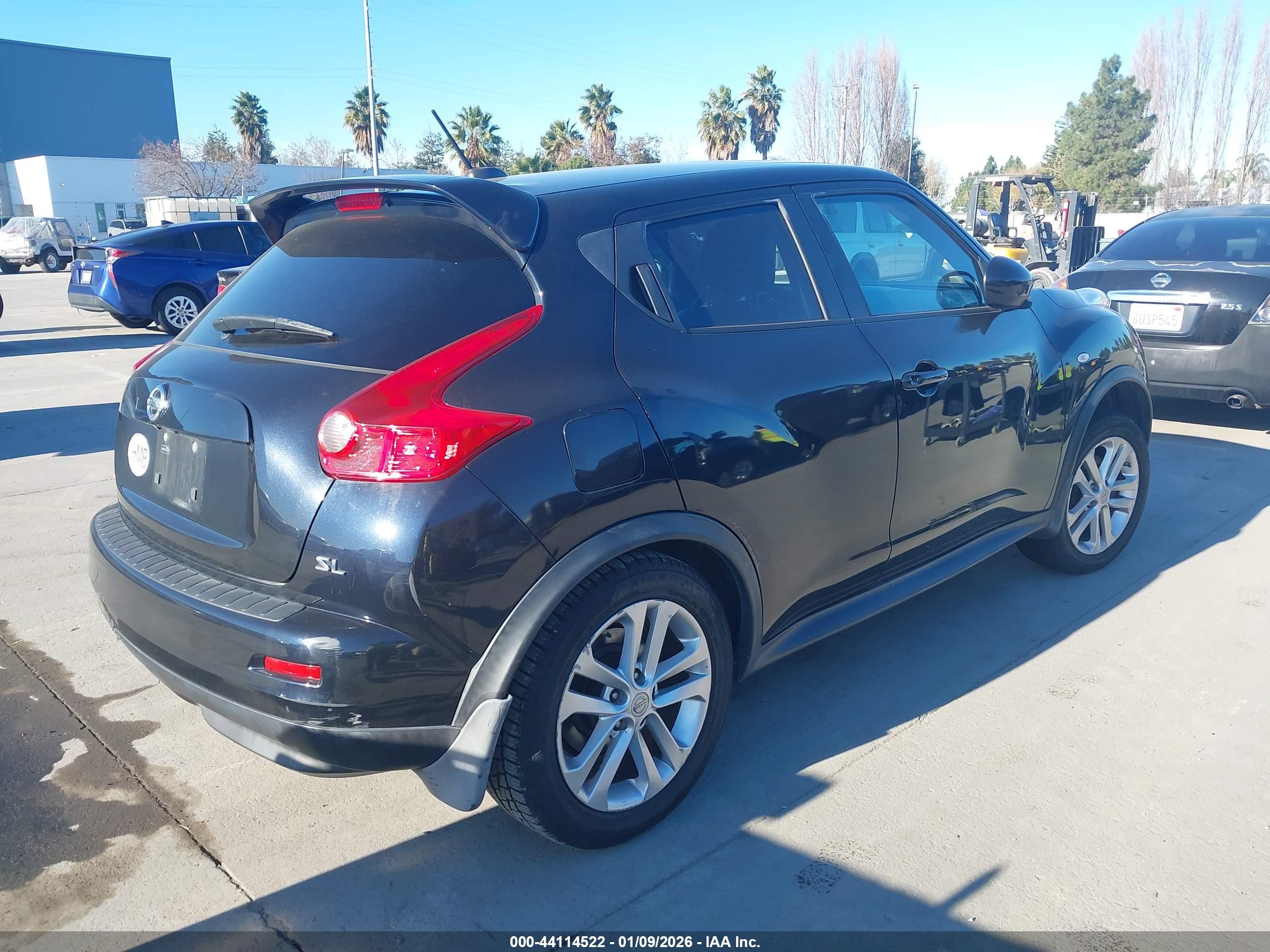 NISSAN JUKE image 4