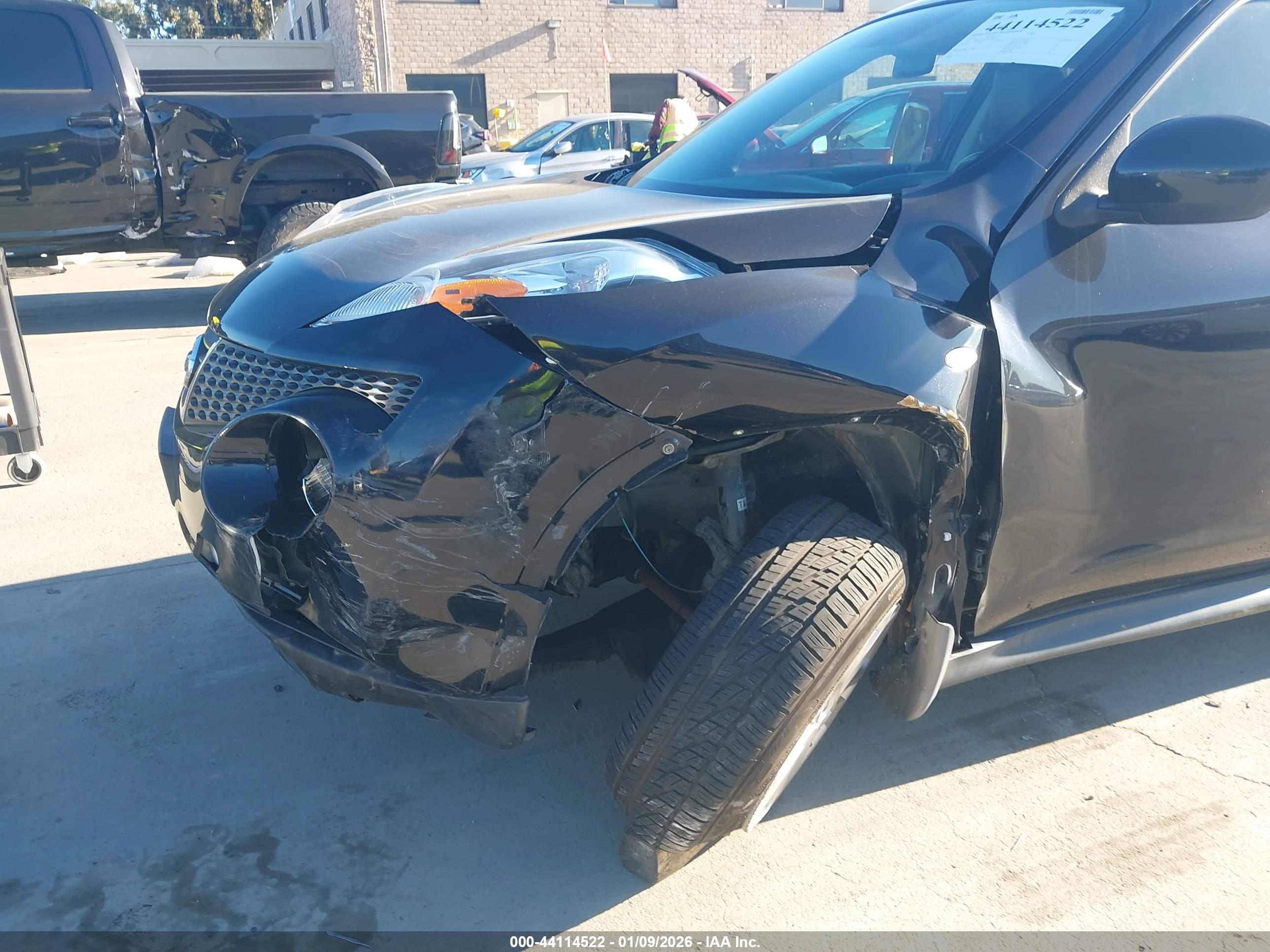 NISSAN JUKE image 6