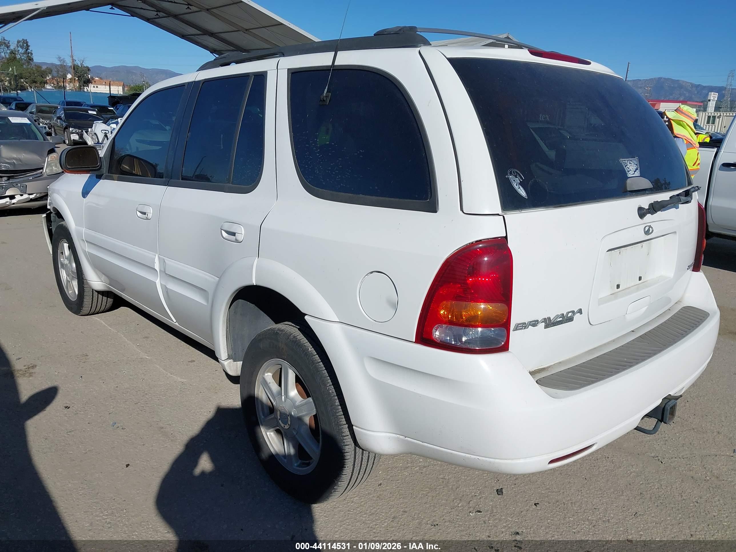 OLDSMOBILE BRAVADA image 3