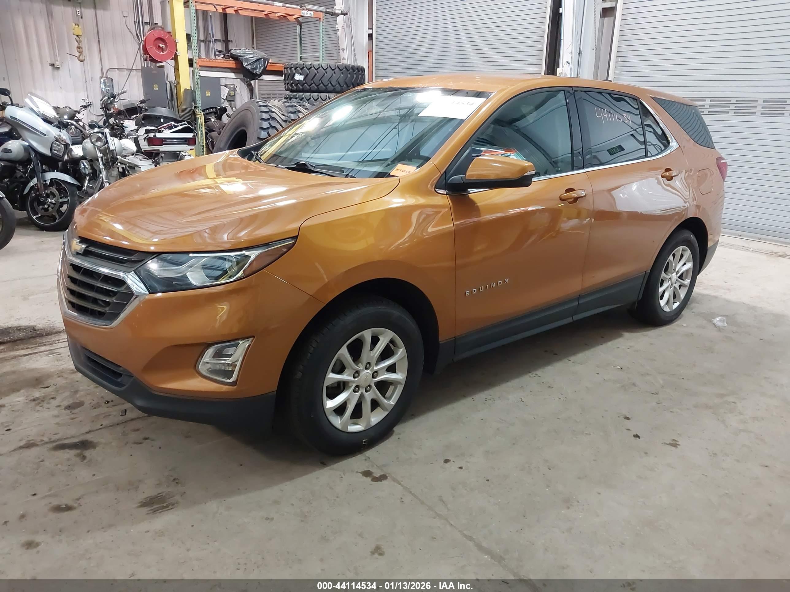 CHEVROLET EQUINOX image 2