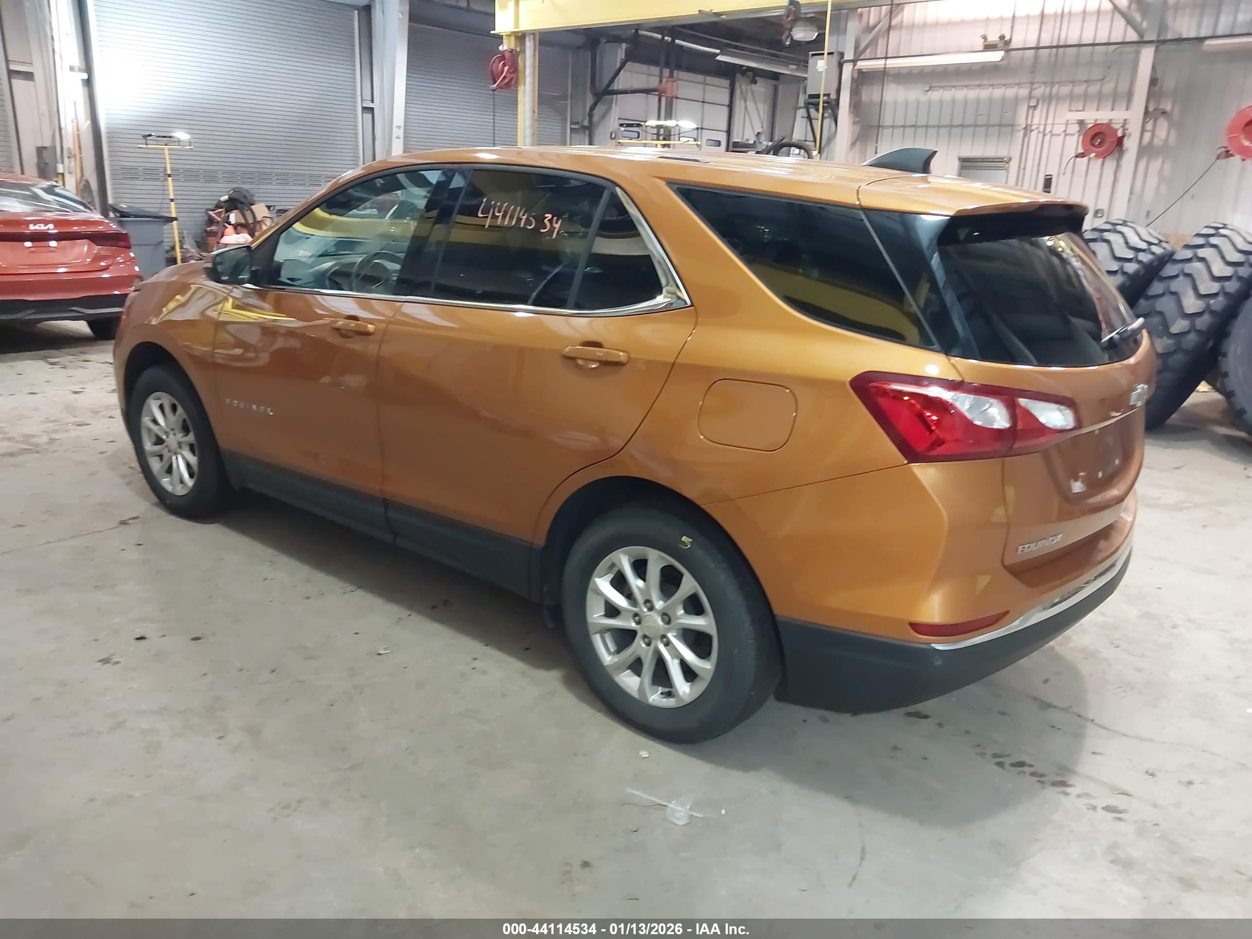 CHEVROLET EQUINOX image 3