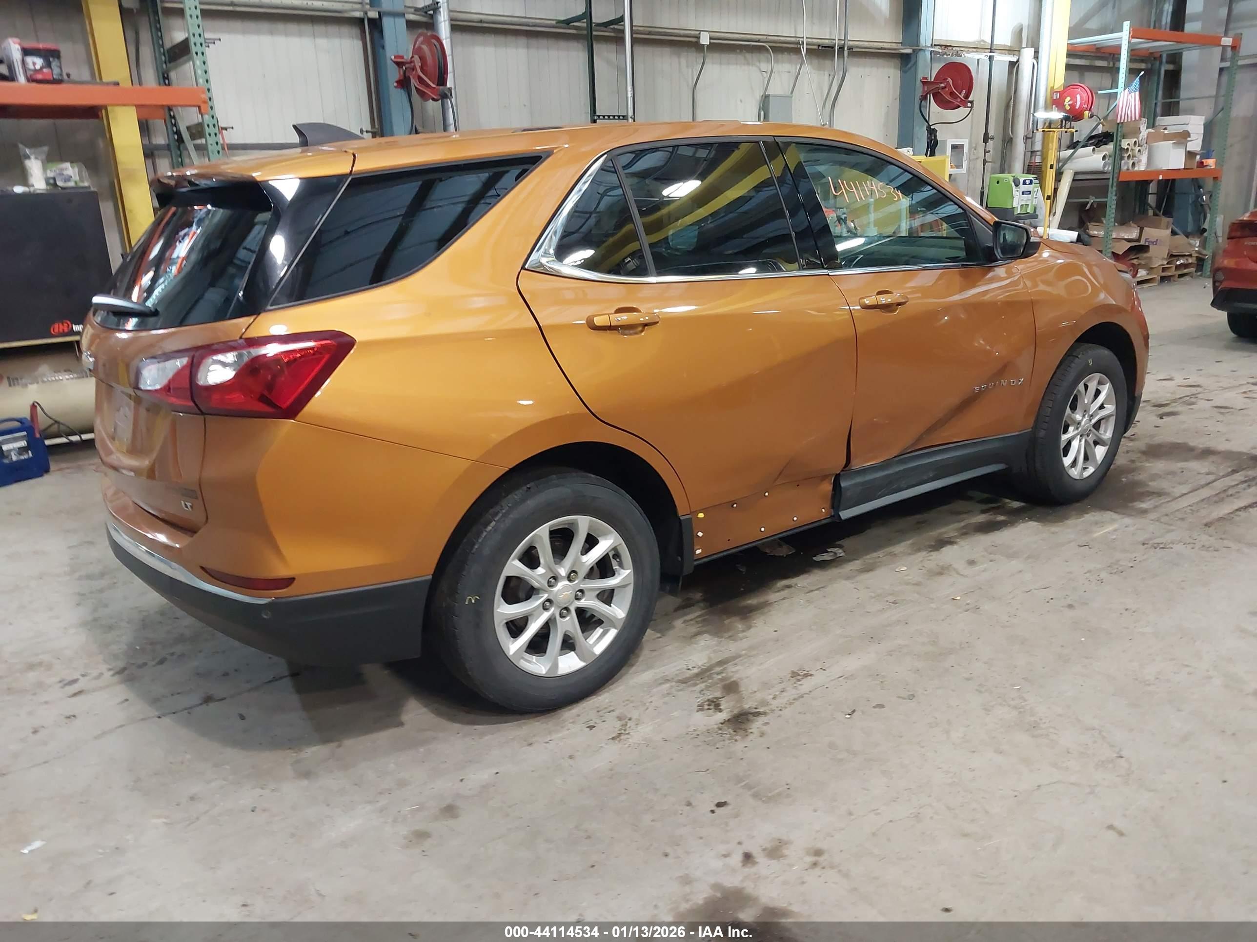 CHEVROLET EQUINOX image 4