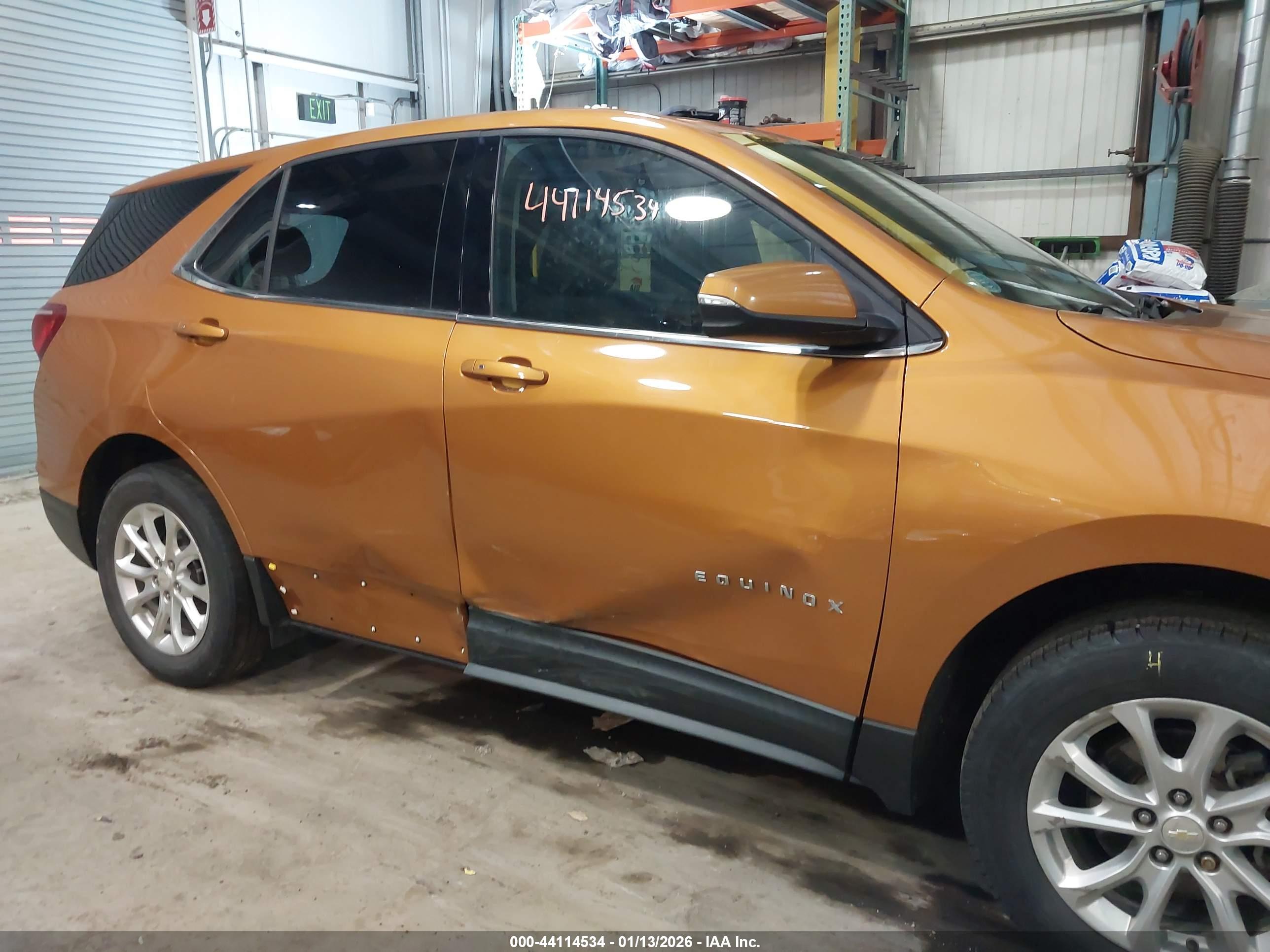 CHEVROLET EQUINOX image 6