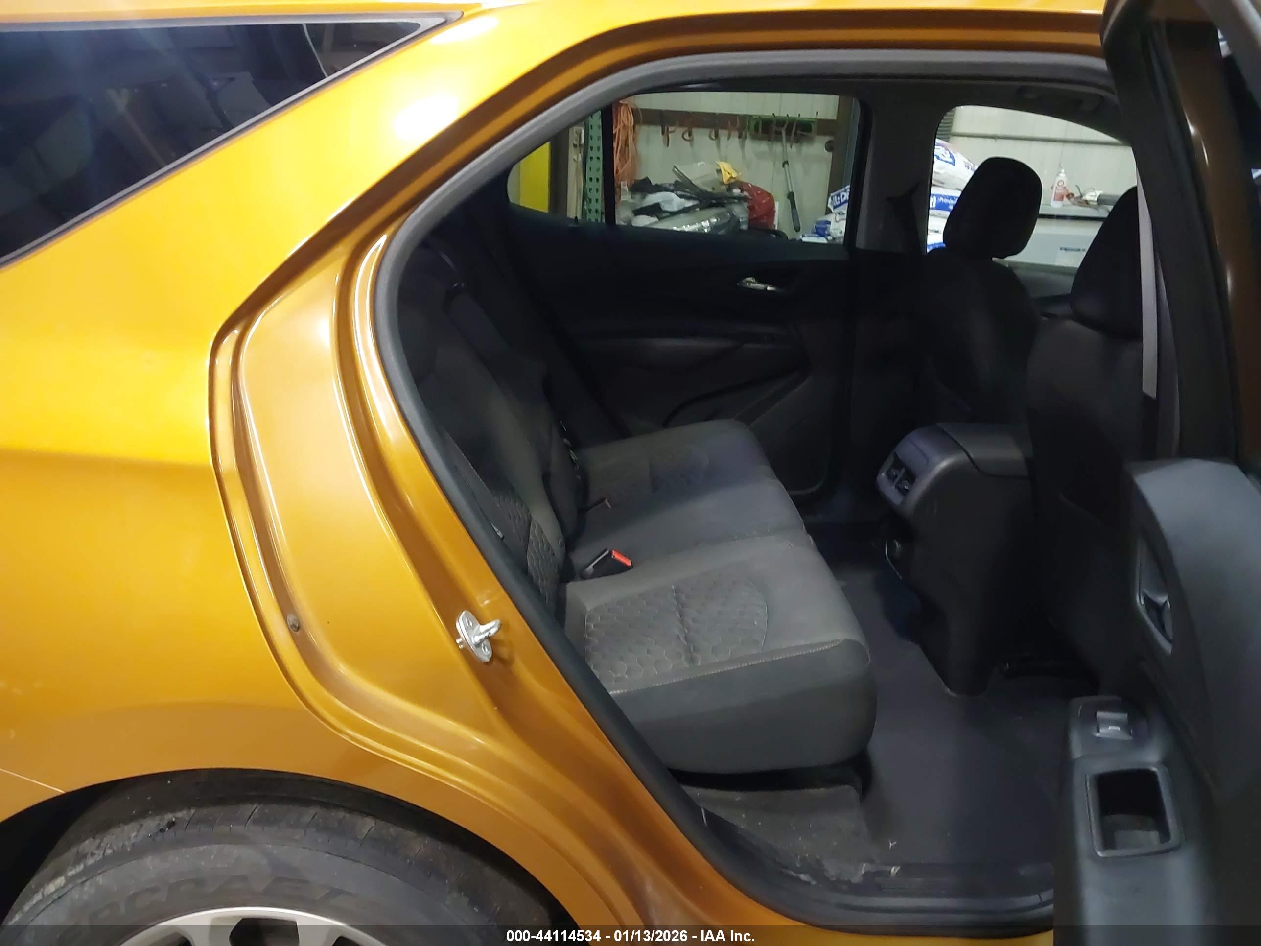 CHEVROLET EQUINOX image 8