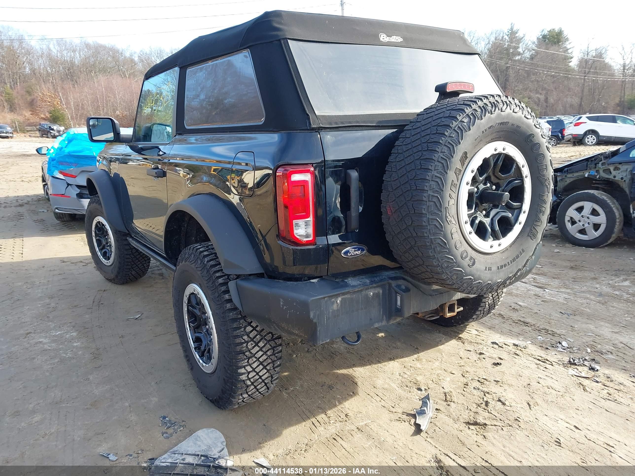 FORD BRONCO image 3