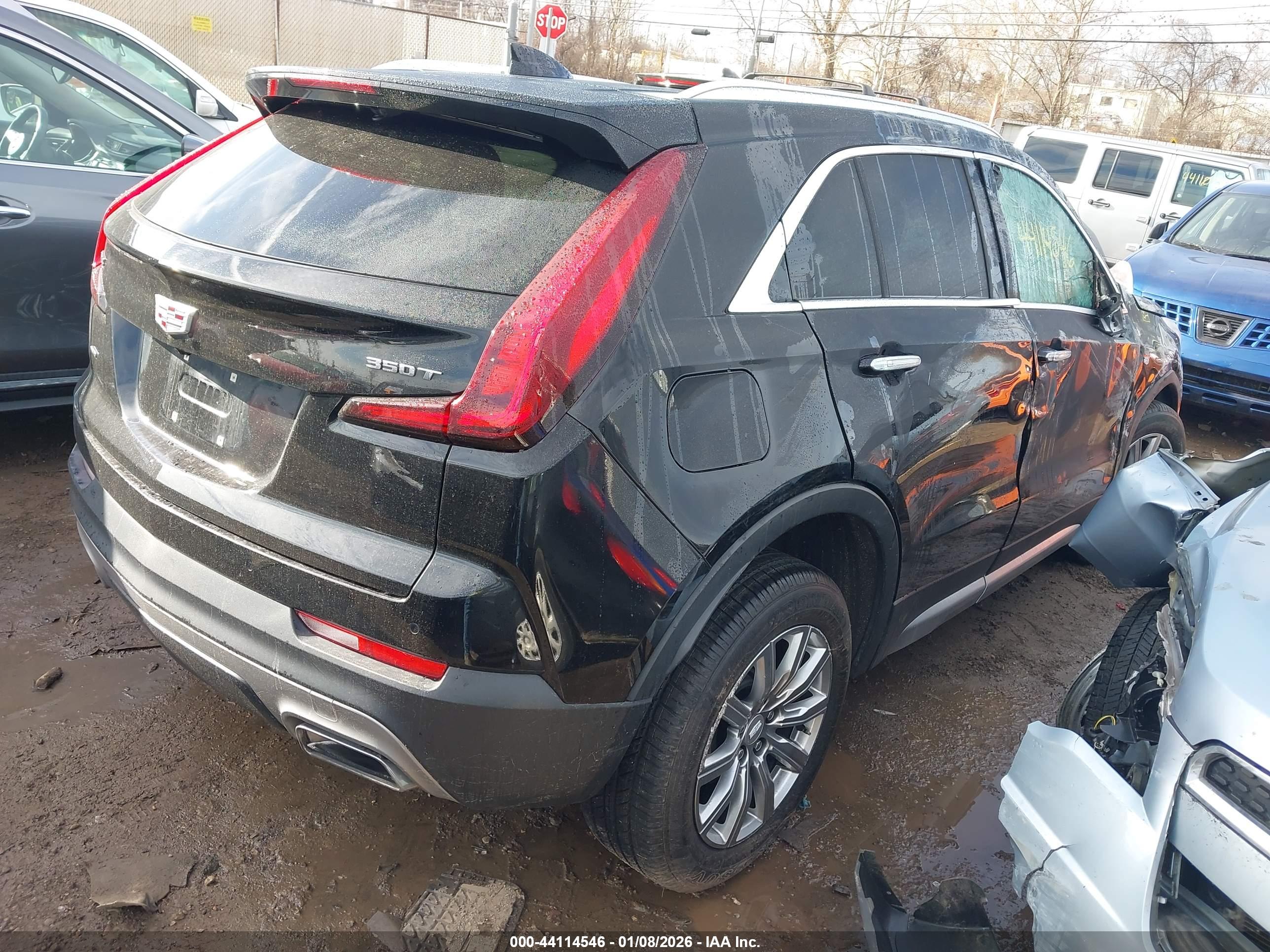 CADILLAC XT4 image 4