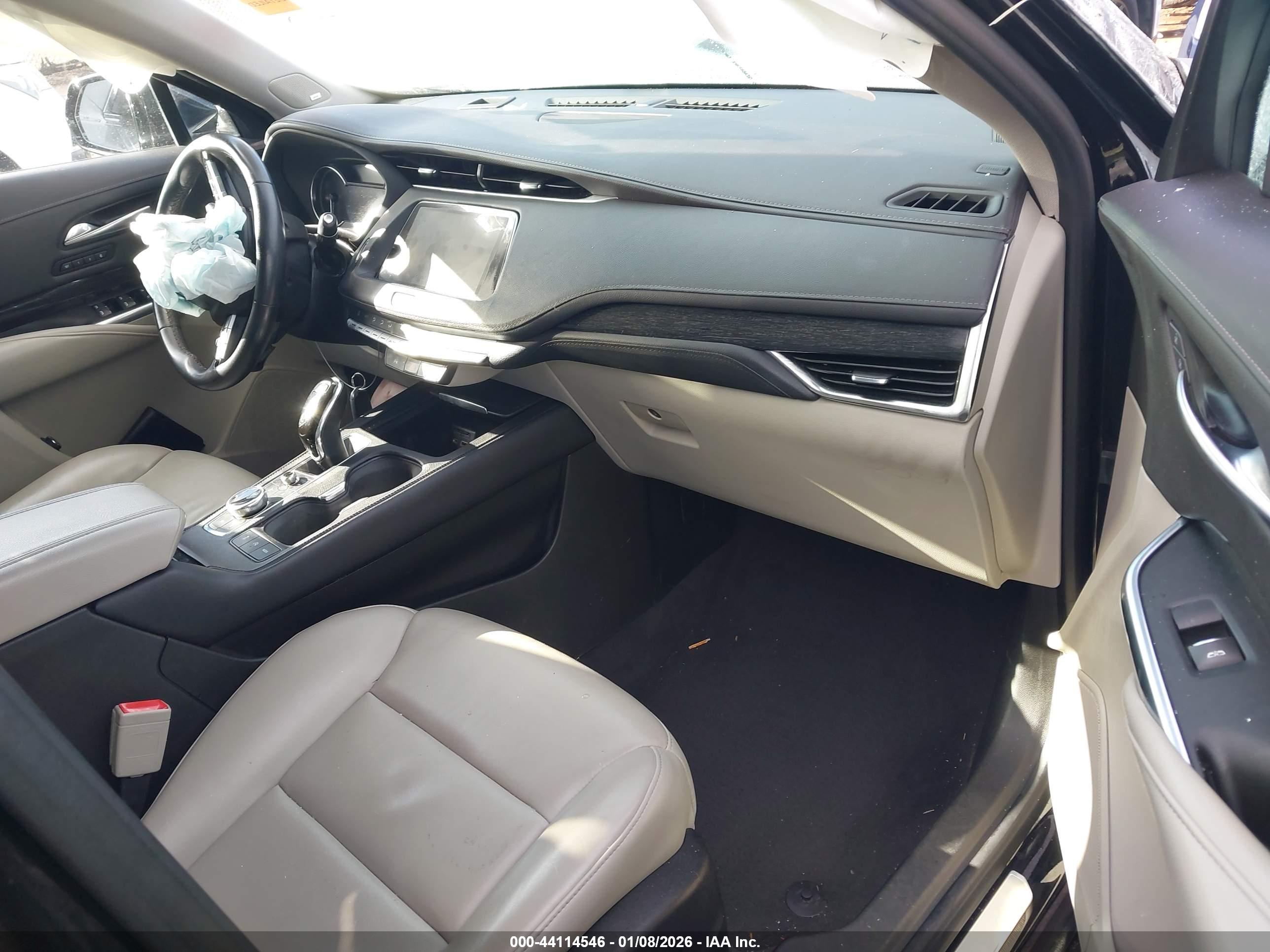 CADILLAC XT4 image 5