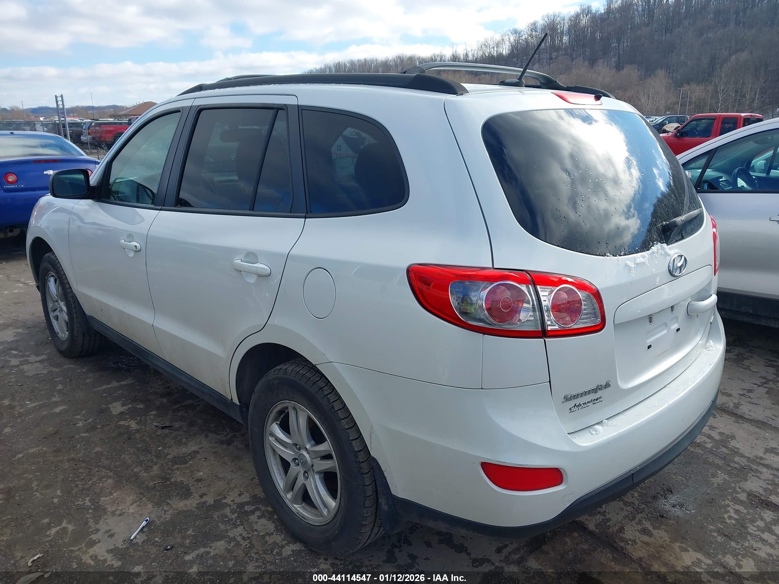 HYUNDAI SANTA image 3
