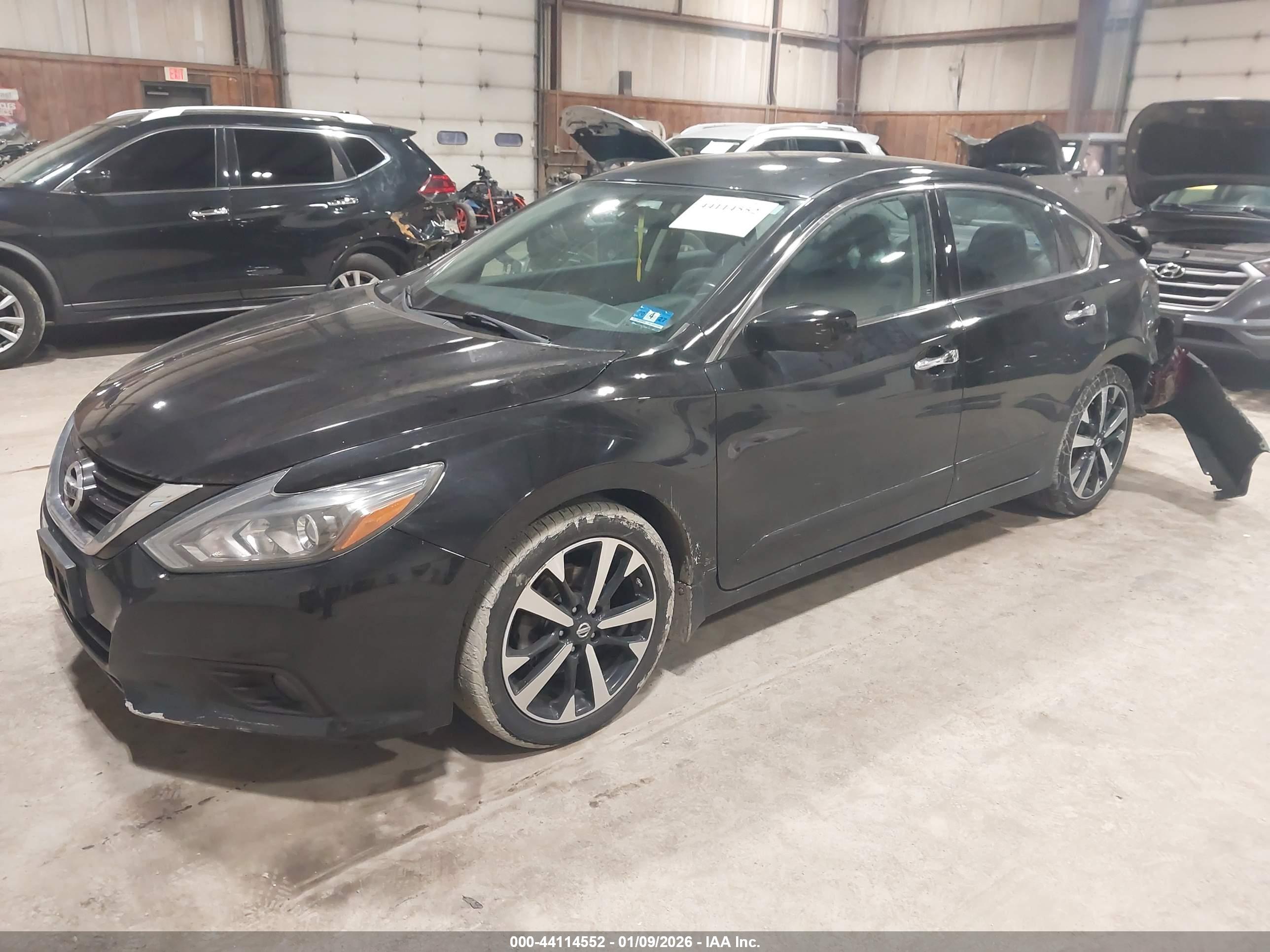 NISSAN ALTIMA image 2