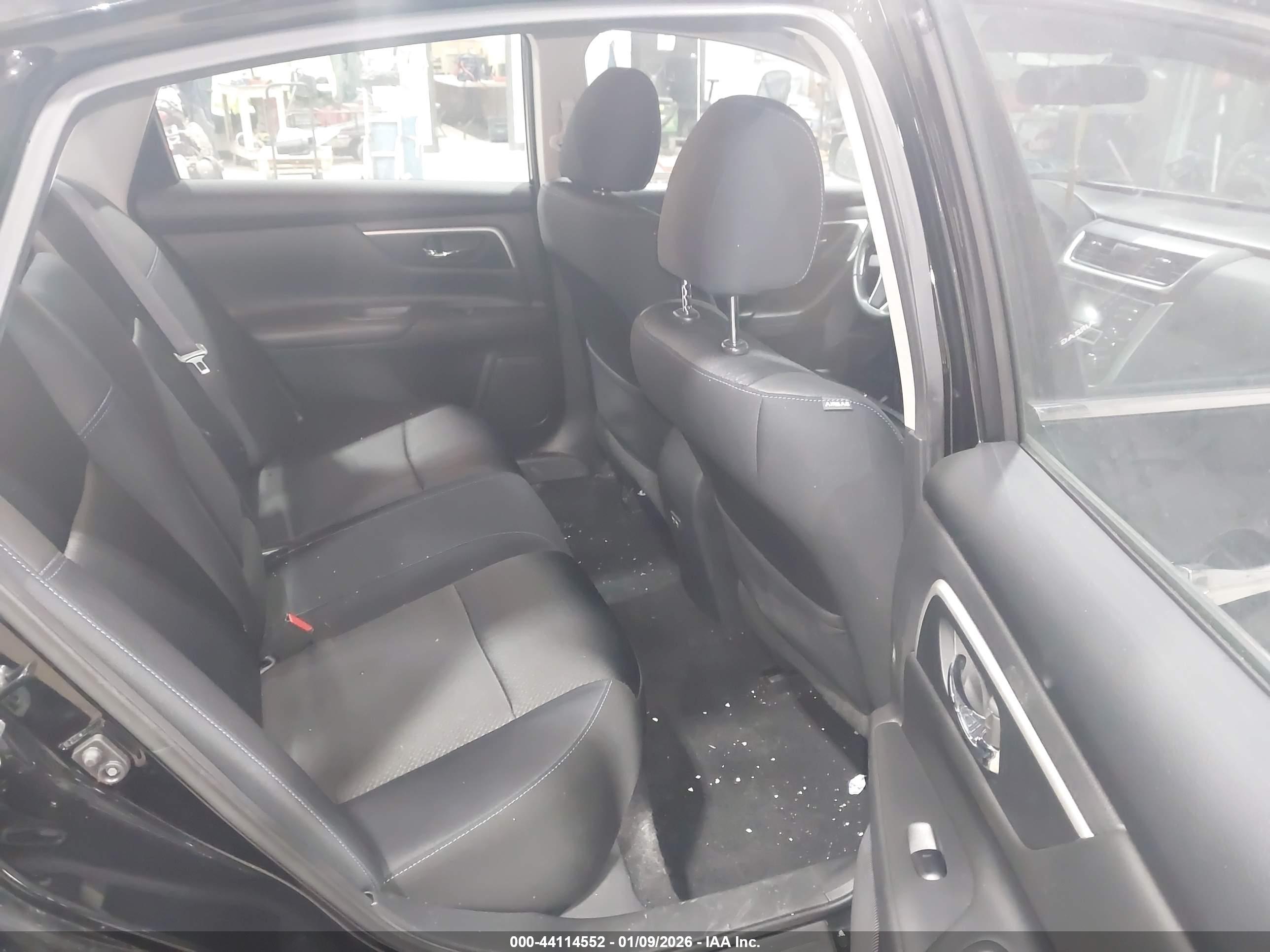 NISSAN ALTIMA image 8
