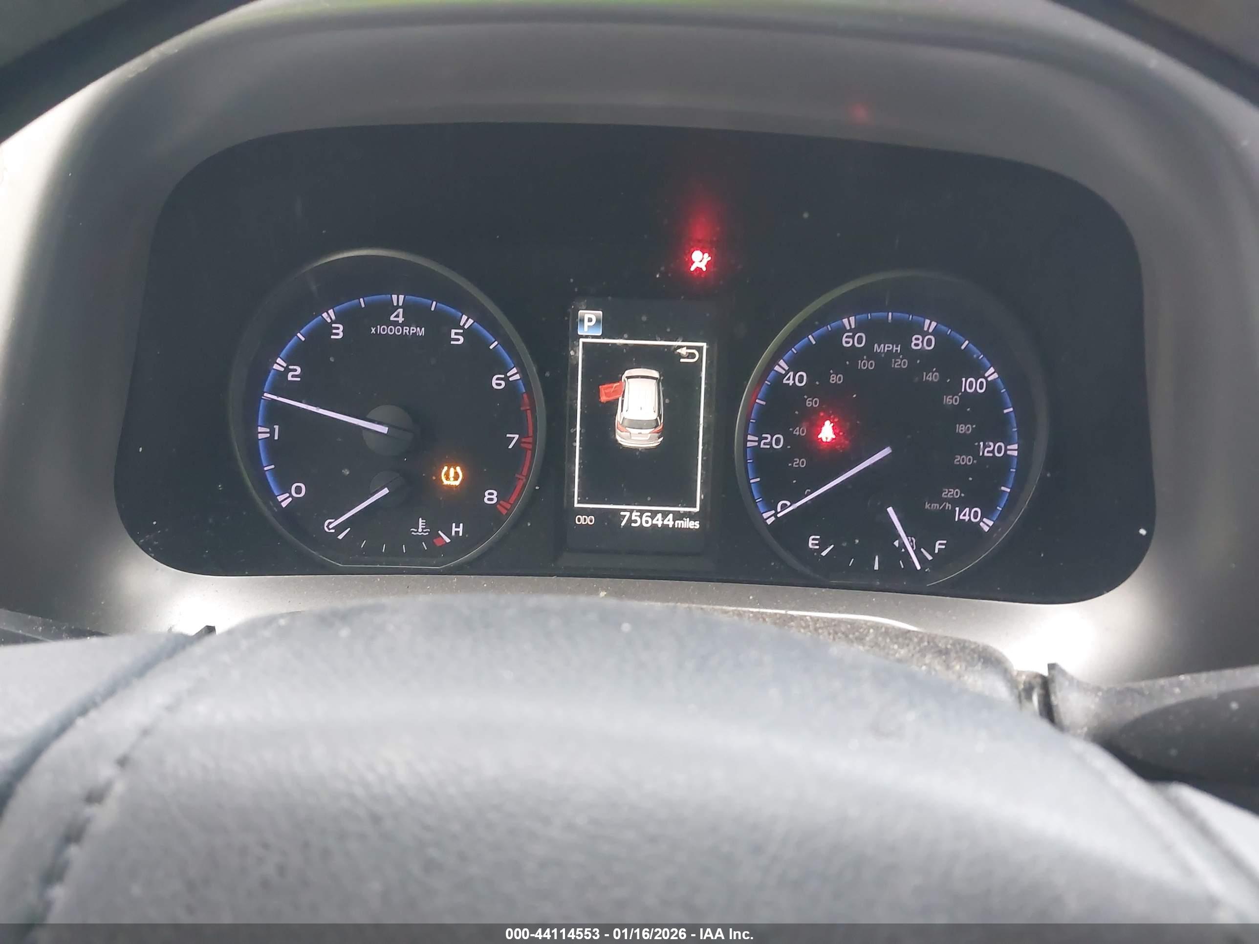 TOYOTA RAV4 image 7