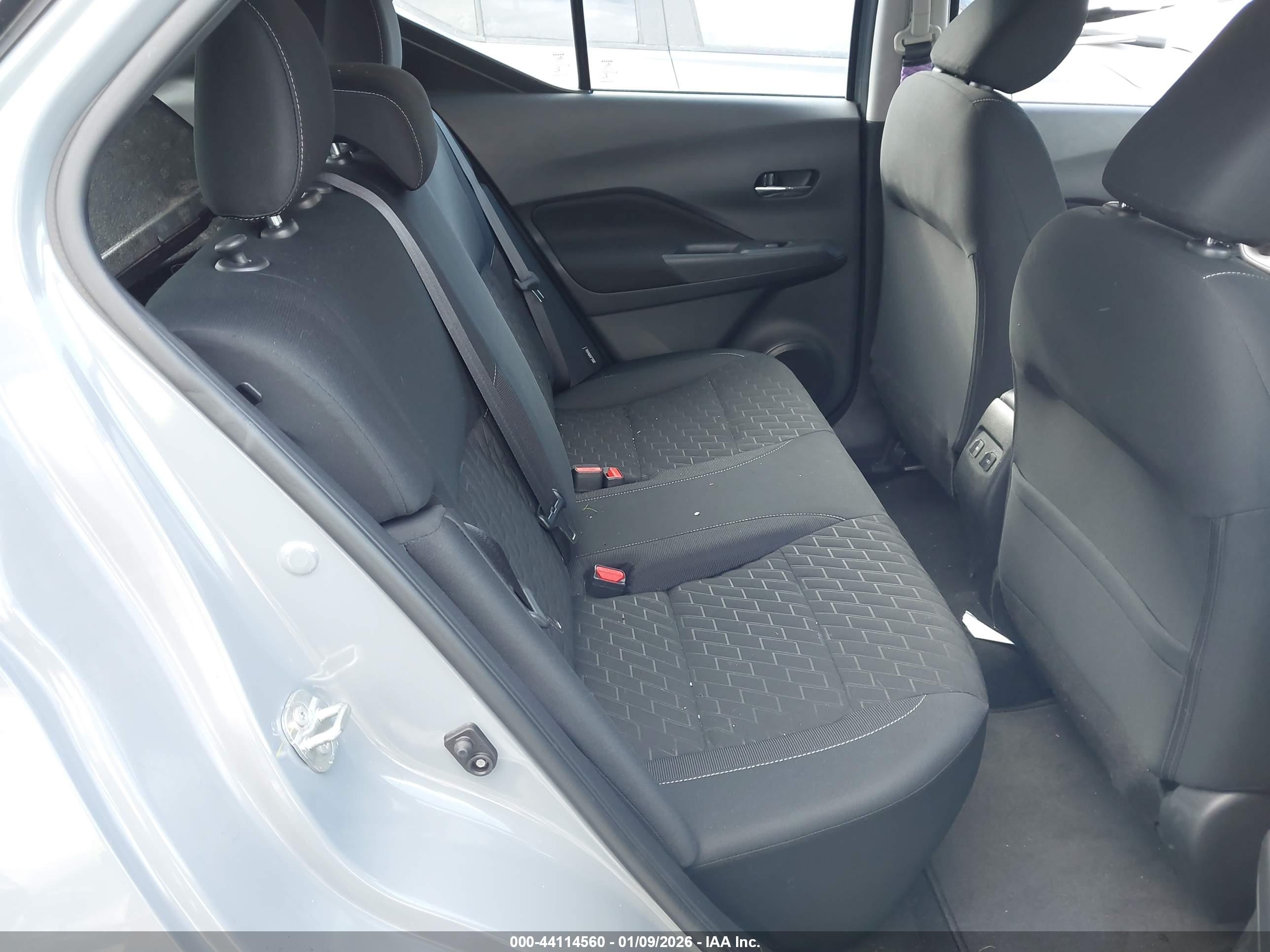 NISSAN KICKS image 8