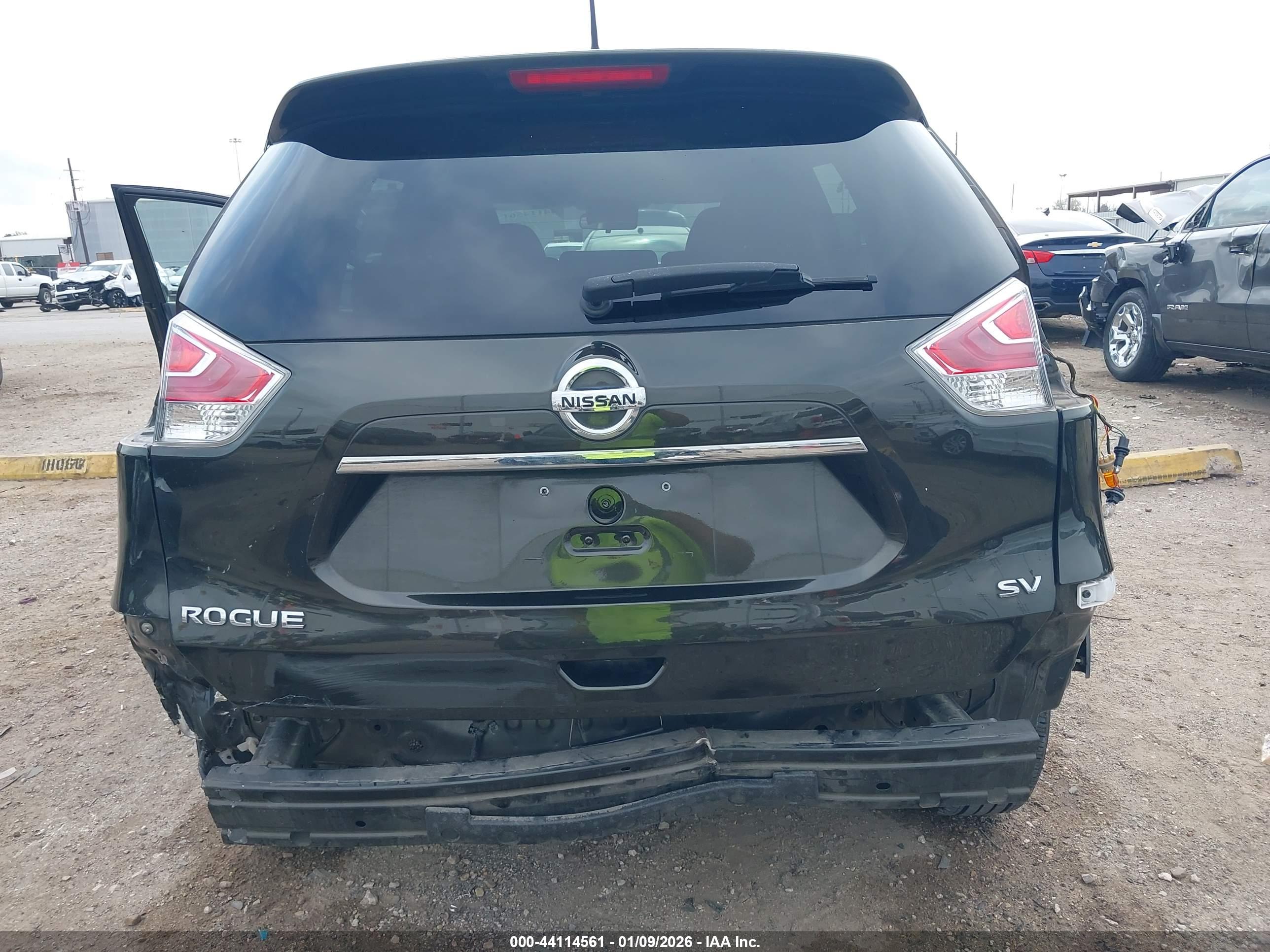 NISSAN ROGUE image 6