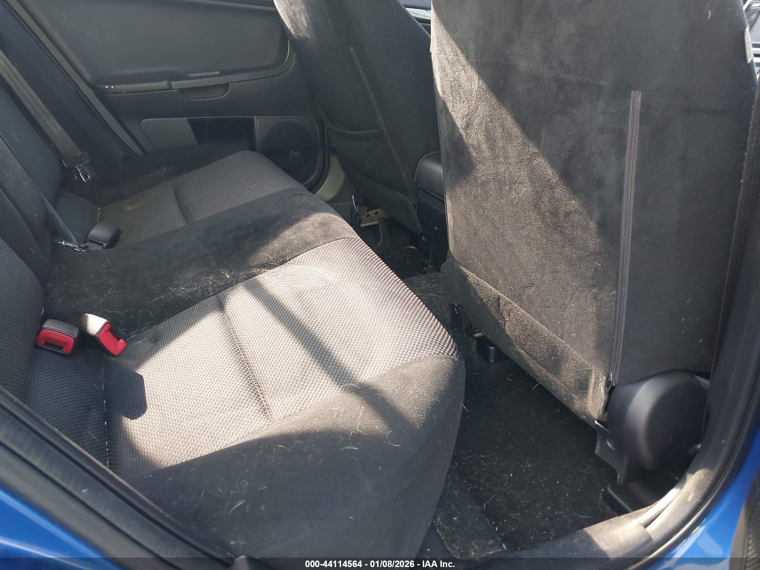 MITSUBISHI LANCER image 8