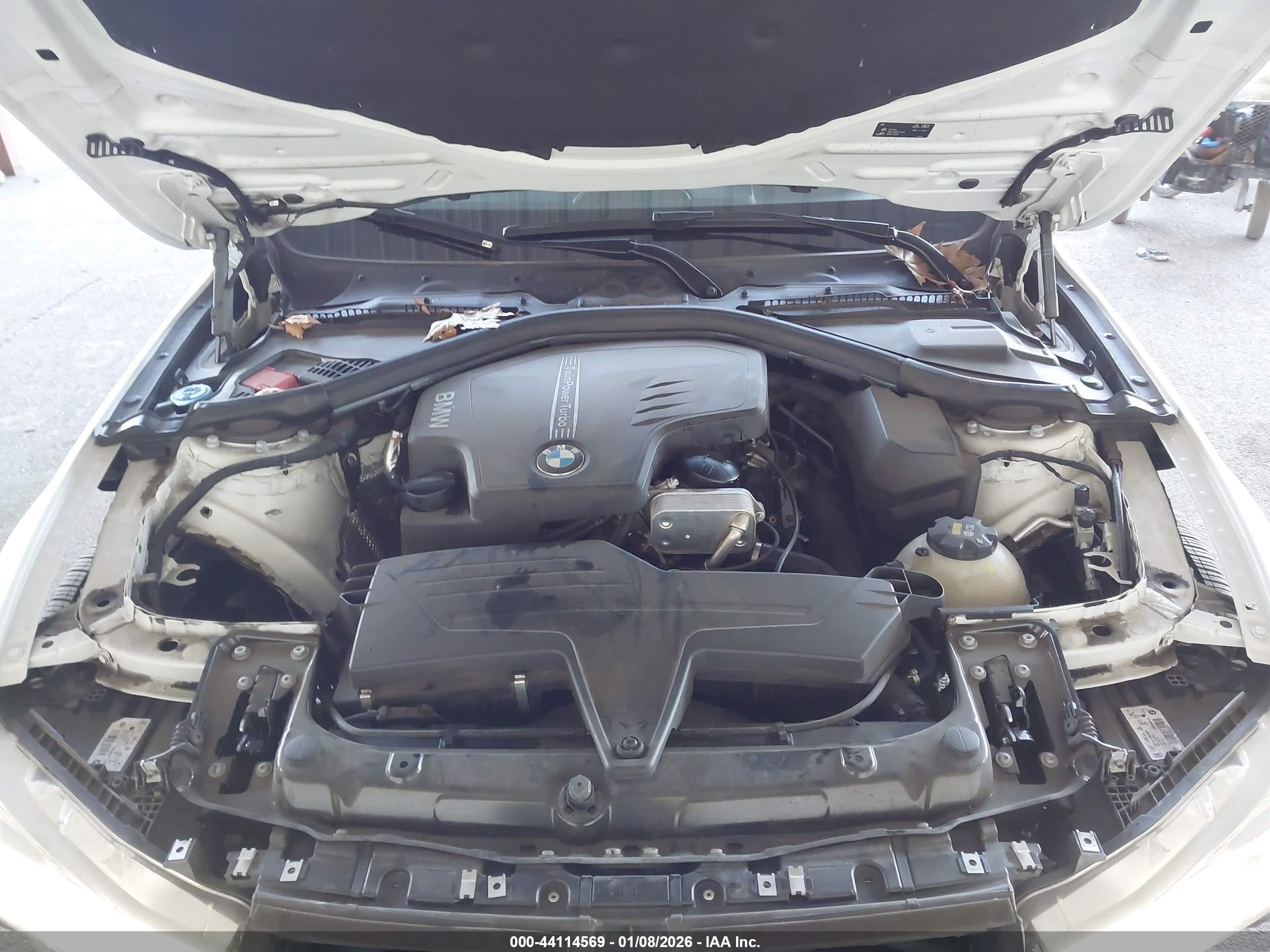 BMW 328I image 10