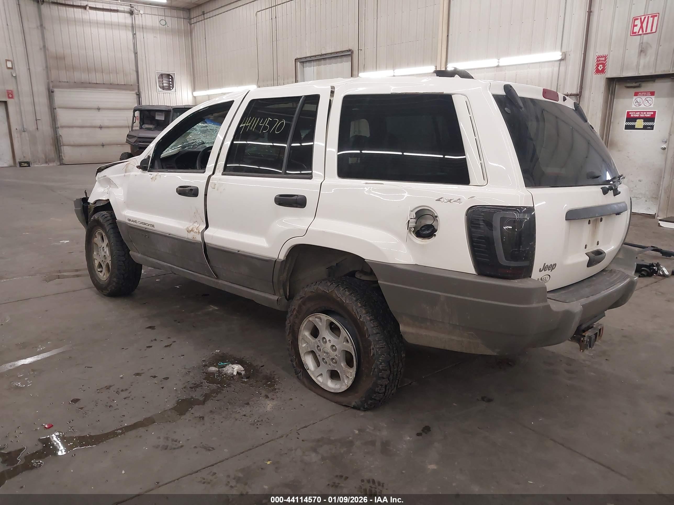 JEEP GRAND image 3