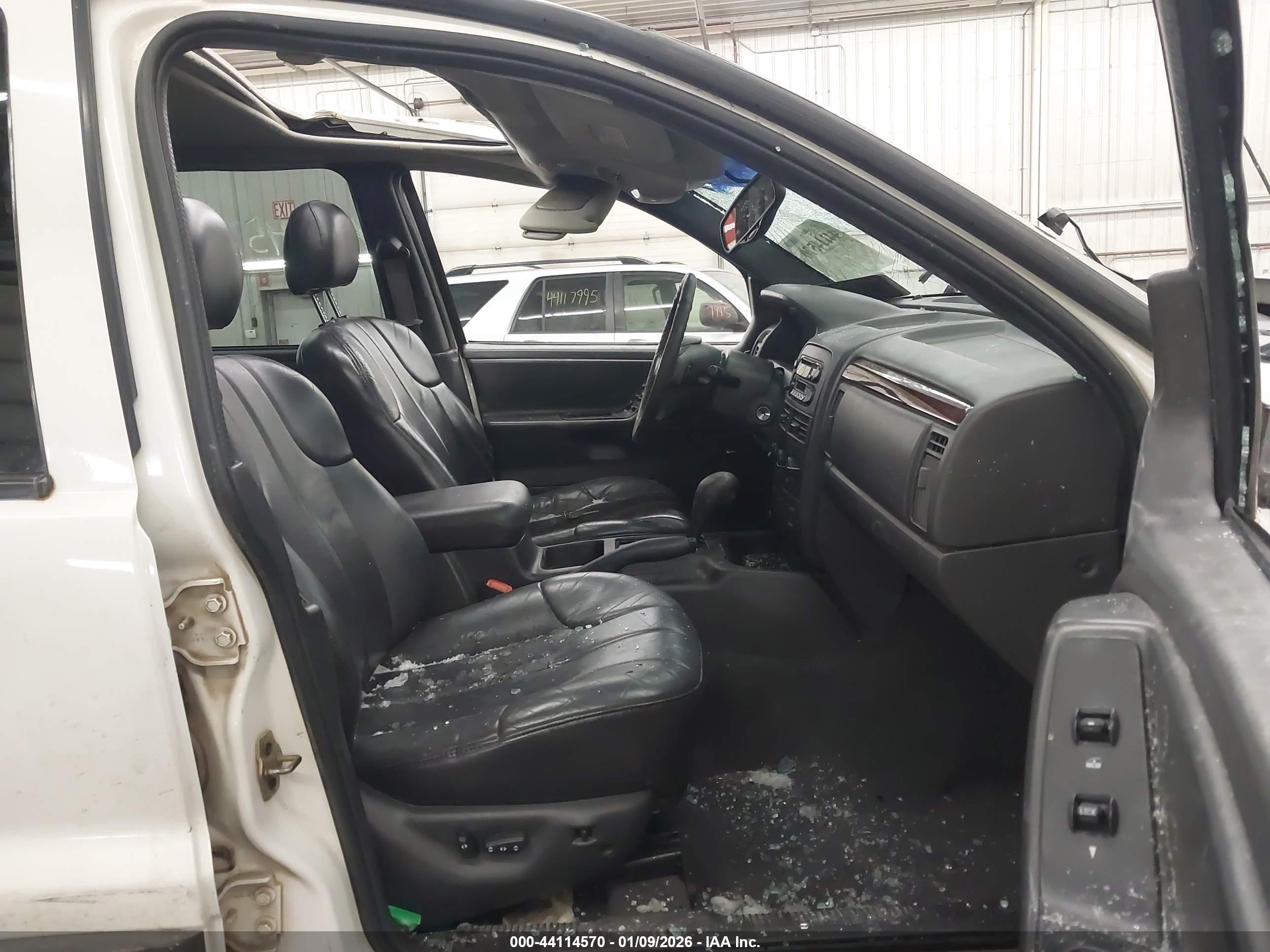 JEEP GRAND image 5