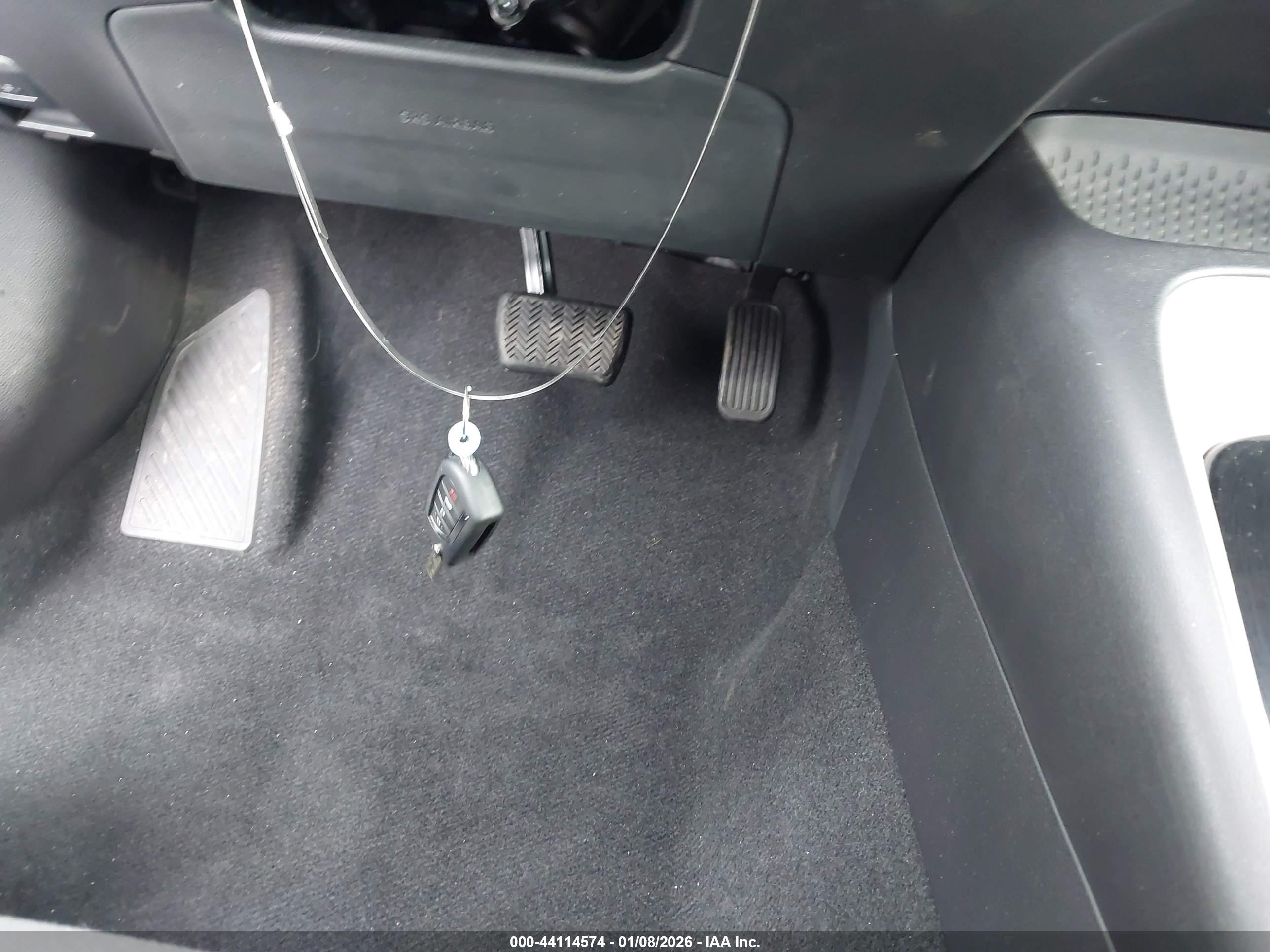 TOYOTA COROLLA image 11