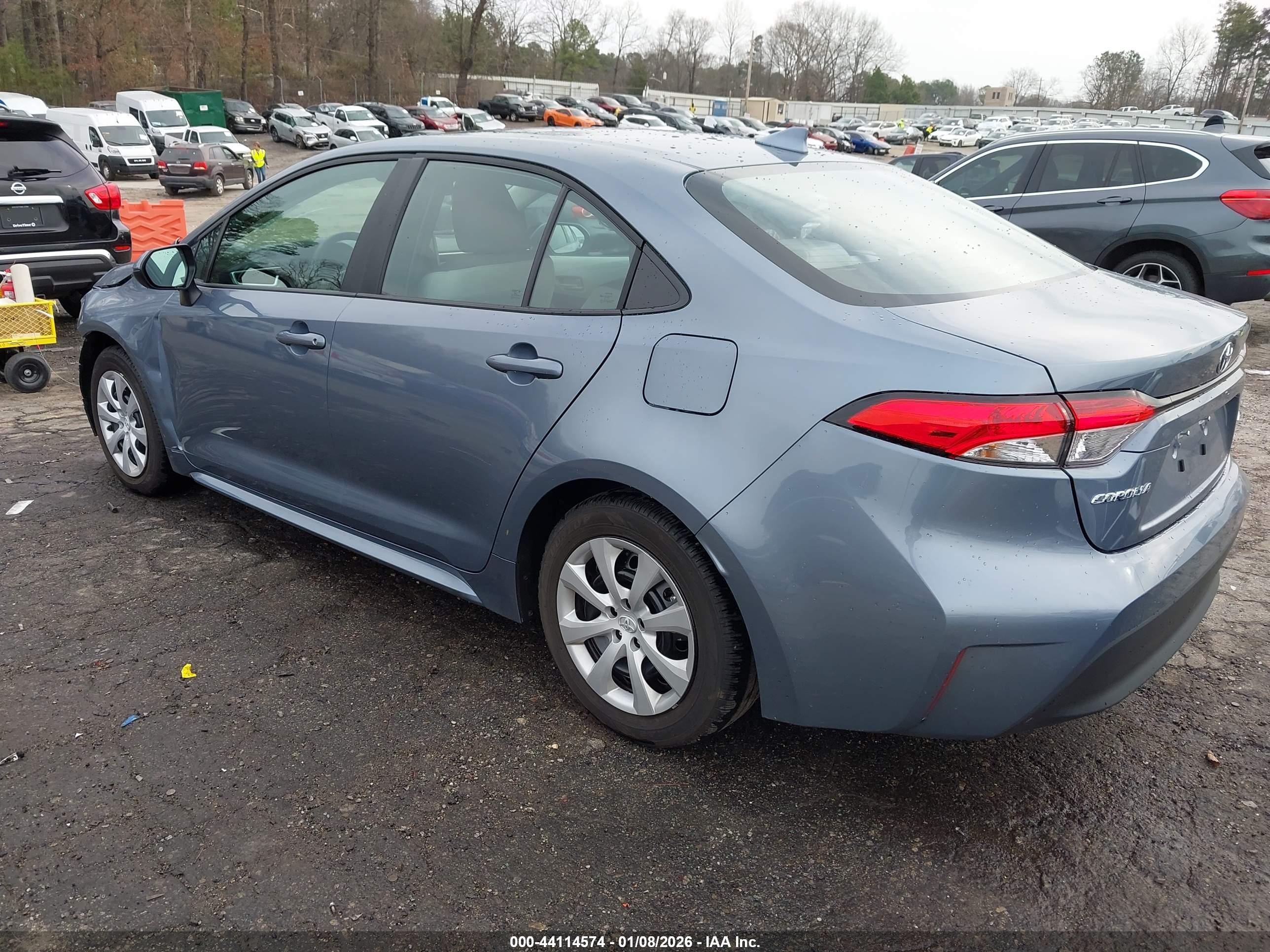 TOYOTA COROLLA image 3